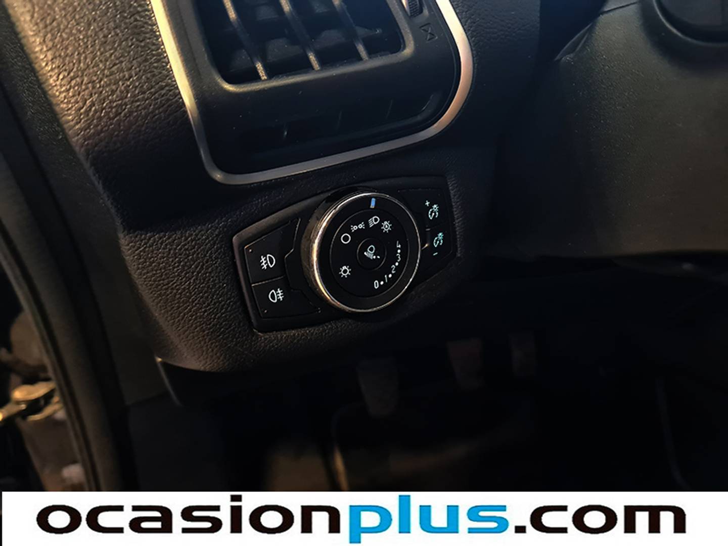 Foto Ford B-MAX Ford B-Max 1.0 EcoBoost S&S Titanium (120 CV)