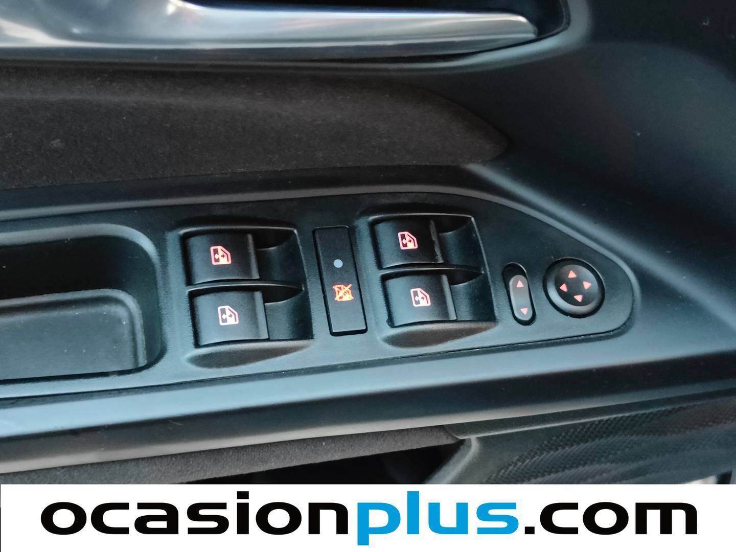 Foto Fiat Tipo Fiat Tipo 1.4 T-Jet Gasolina/GLP Lounge (120 CV)