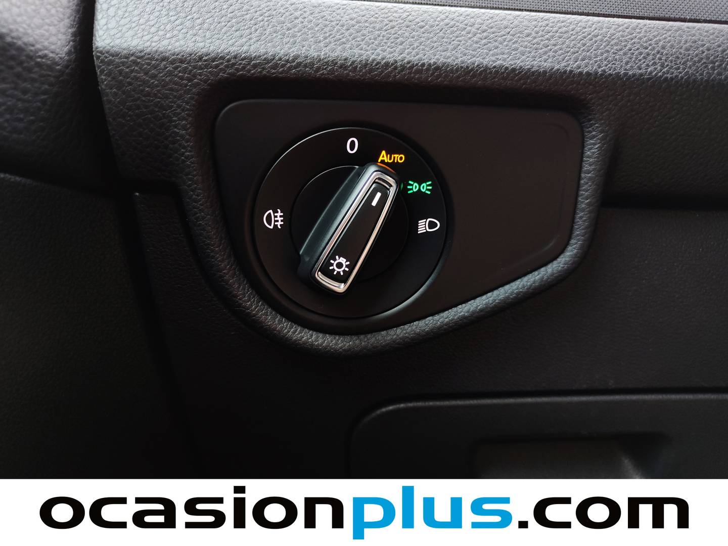 Volkswagen Touran Volkswagen Touran Sport 1.8 TSI (180 CV) DSG 7 Plazas Pack R-Line gasolina