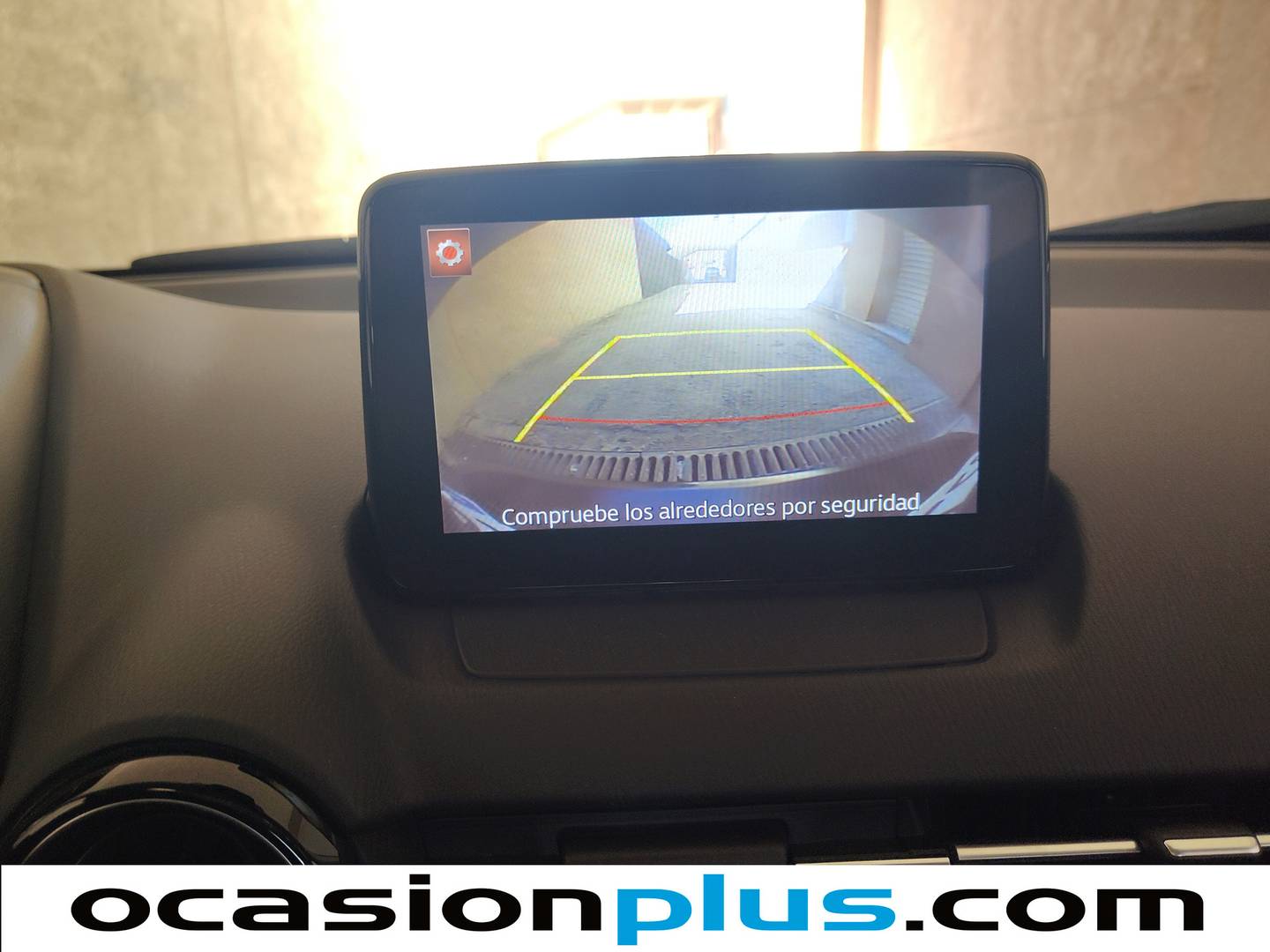 Equipamiento del Mazda CX-3 Mazda CX-3 2.0 G Zenith 2WD (121 CV)