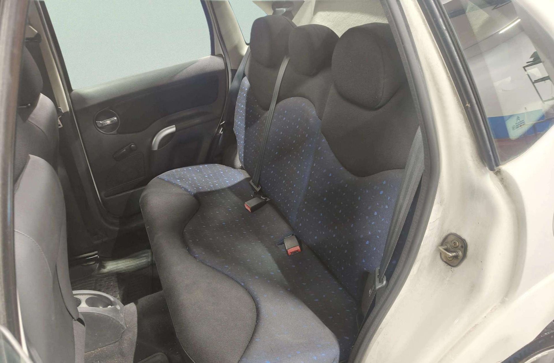 Citroën C3 1.4 HDi Furio - foto 9