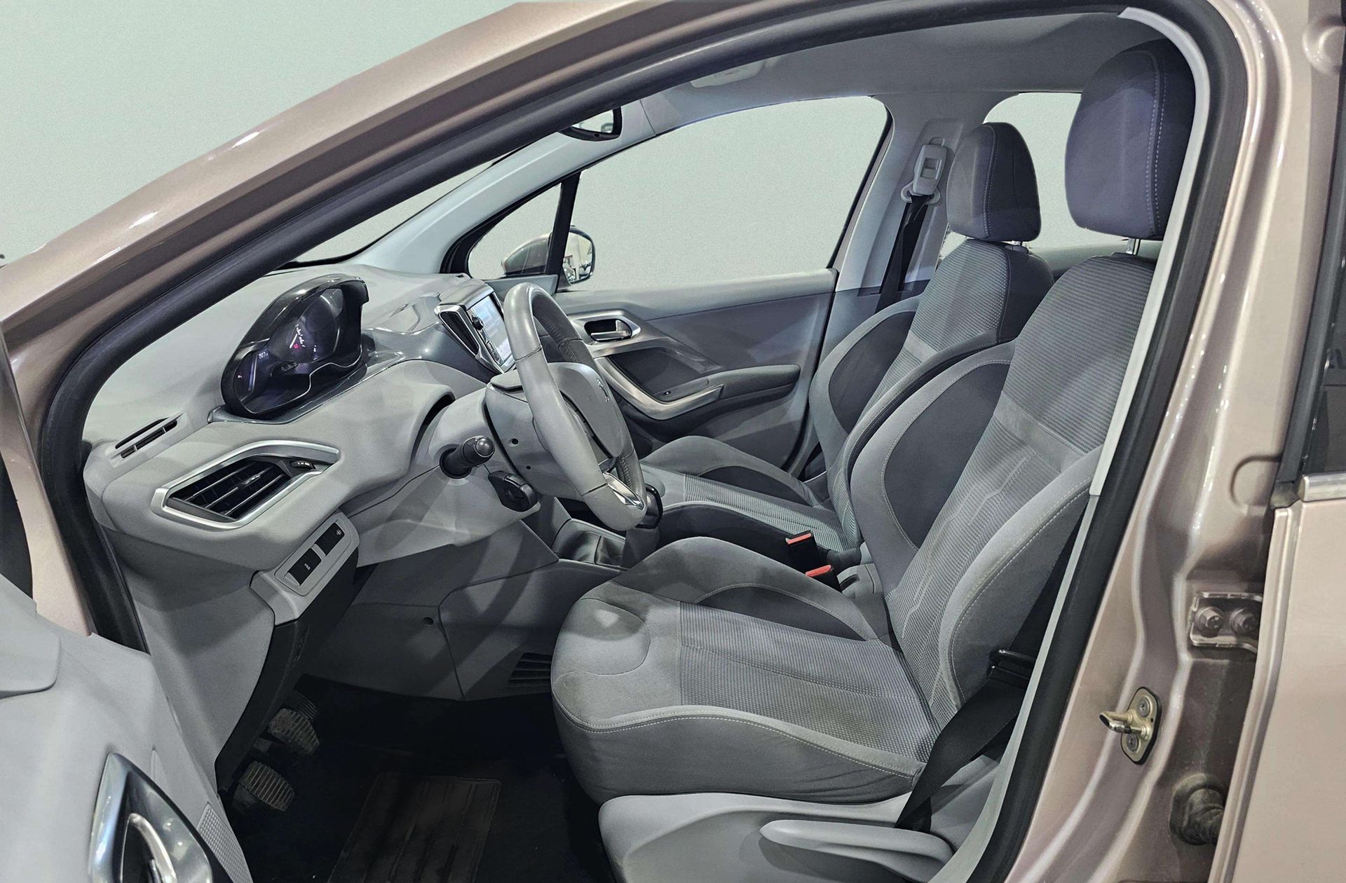 Peugeot 208 1.6 VTi Allure - foto 9