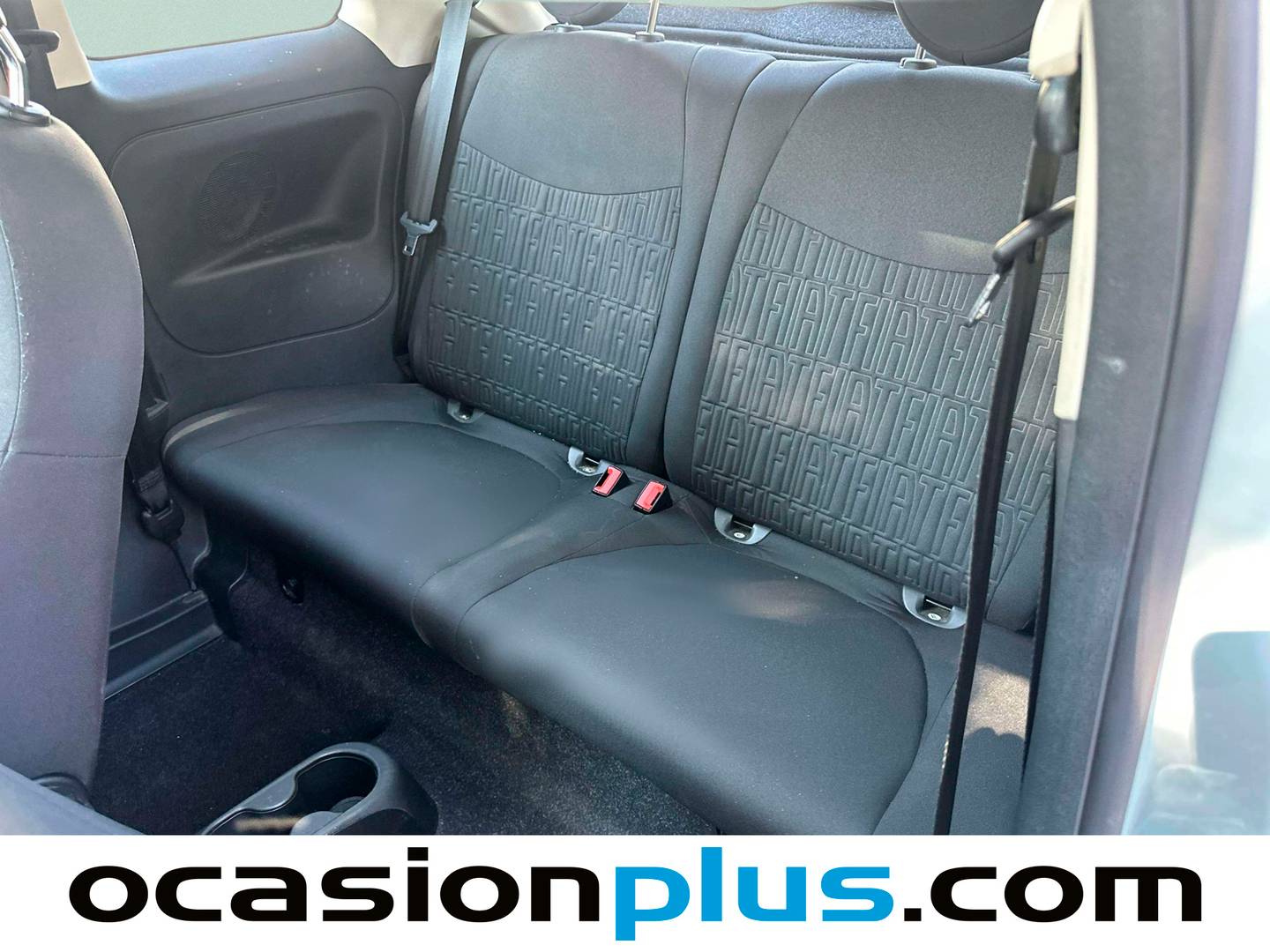 Foto asientos traseros Fiat 500 Fiat 500 1.0 Hybrid Dolcevita (70 CV)