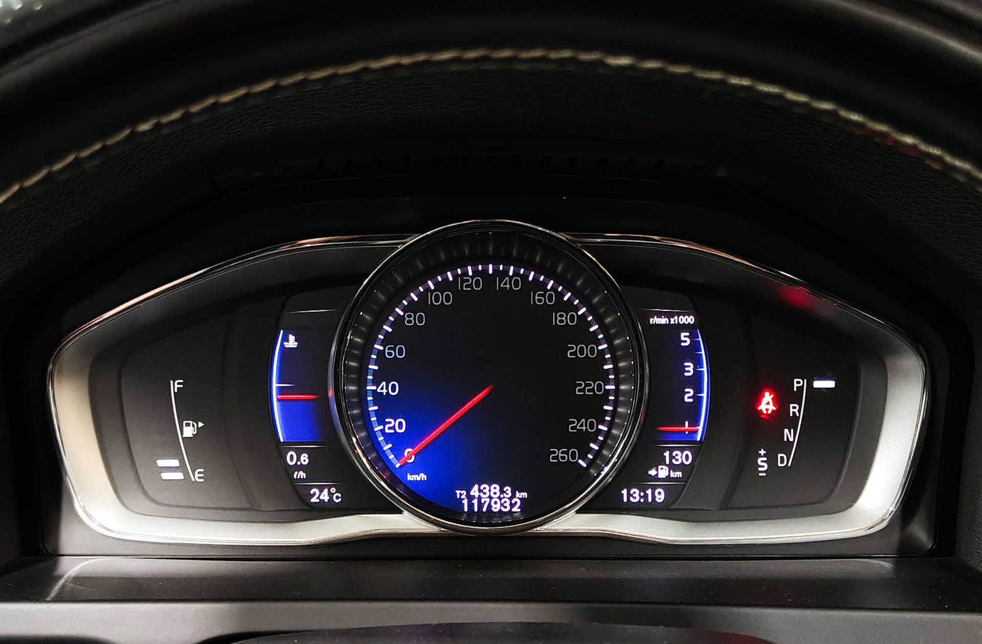 Volvo V60 D3 R-Design Momentum - foto 28