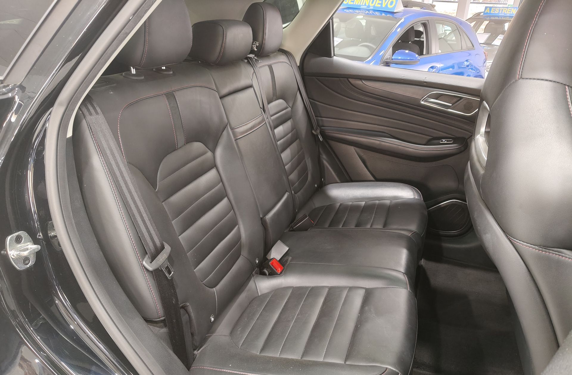 MG HS 1.5 Turbo GDI Luxury - foto 14