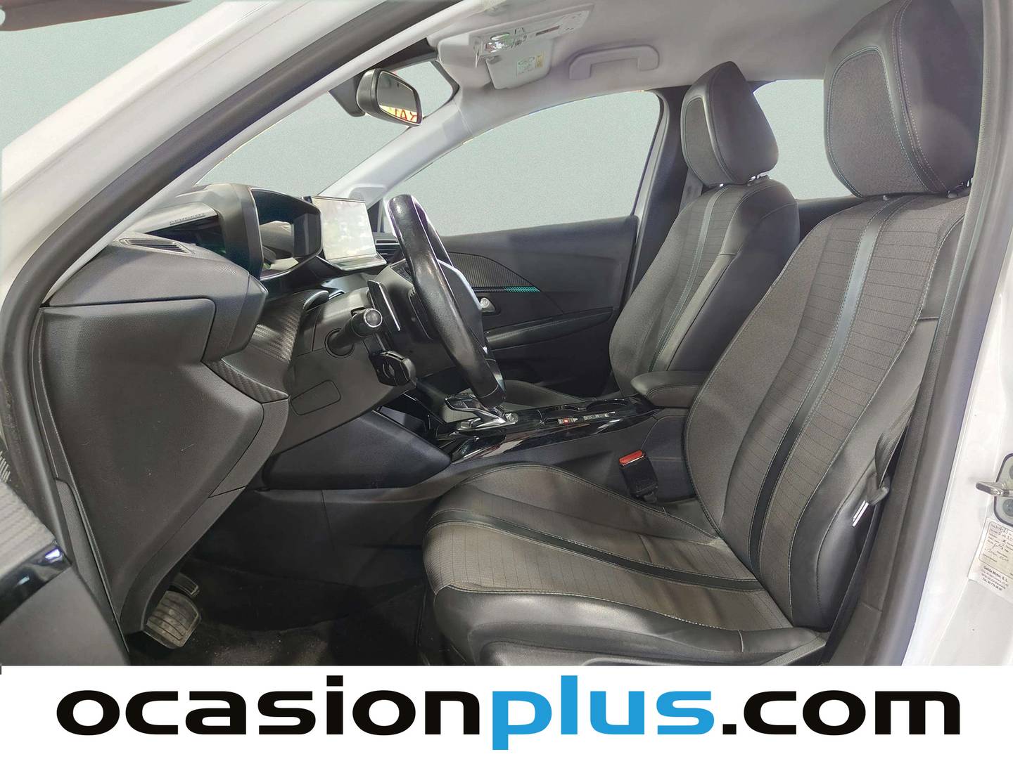 Foto asientos delanteros Peugeot 208 Peugeot 208 PureTech 100 Allure EAT8 (100 CV)