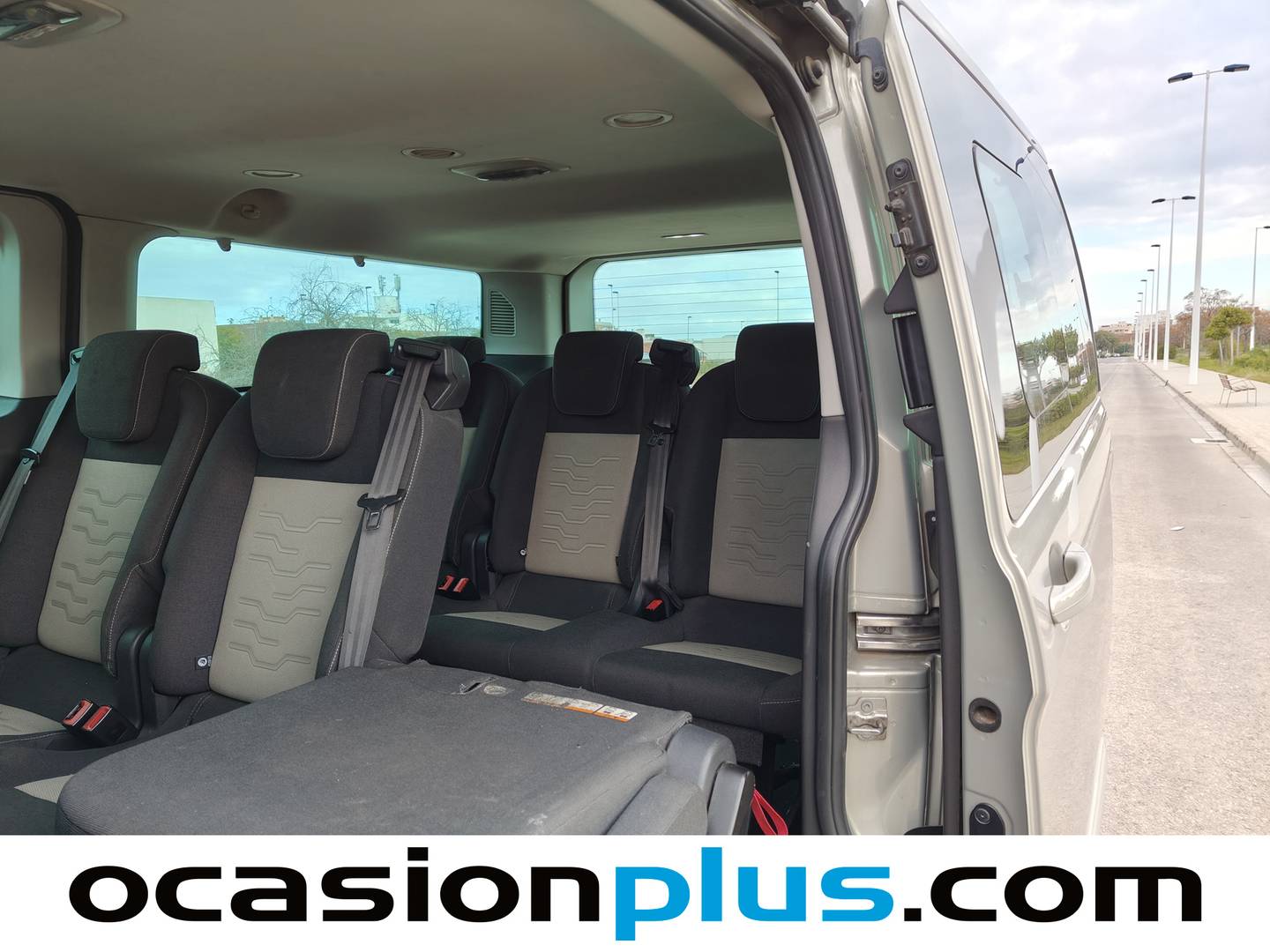 Foto Ford Tourneo Custom Ford Tourneo Custom 2.2 TDCI 300 Titanium L2 (155 CV) 8 PLAZAS