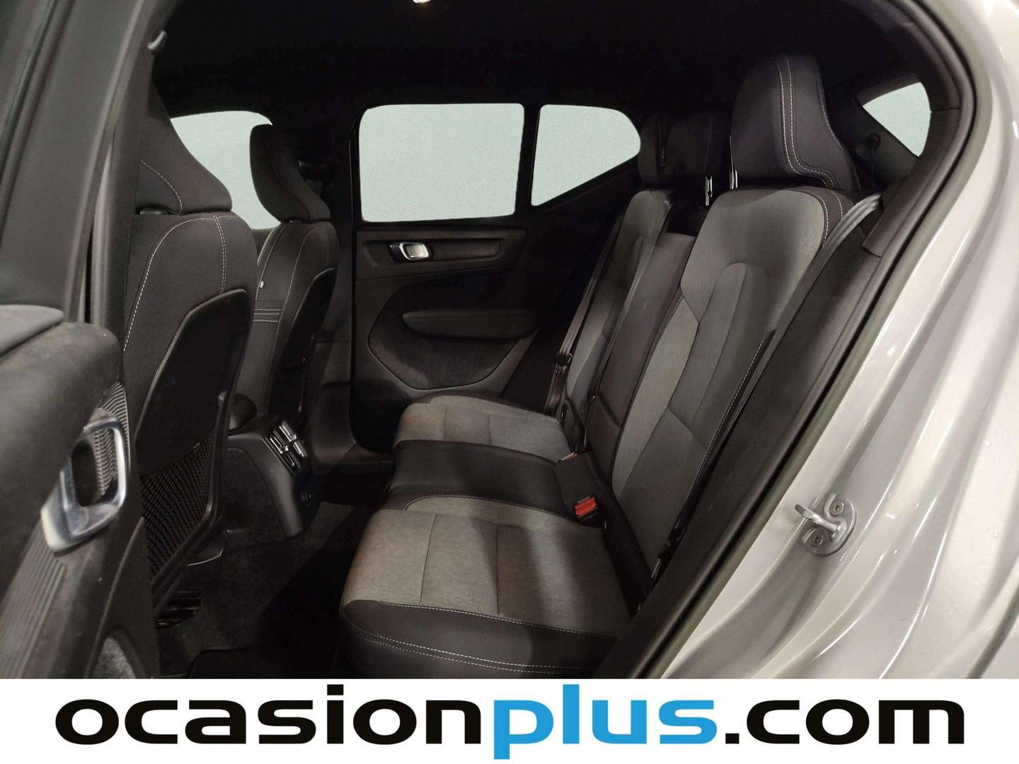 Foto asientos traseros Volvo XC40 Volvo XC40 T5 Recharge PHEV Plus Dark Auto (262 CV)