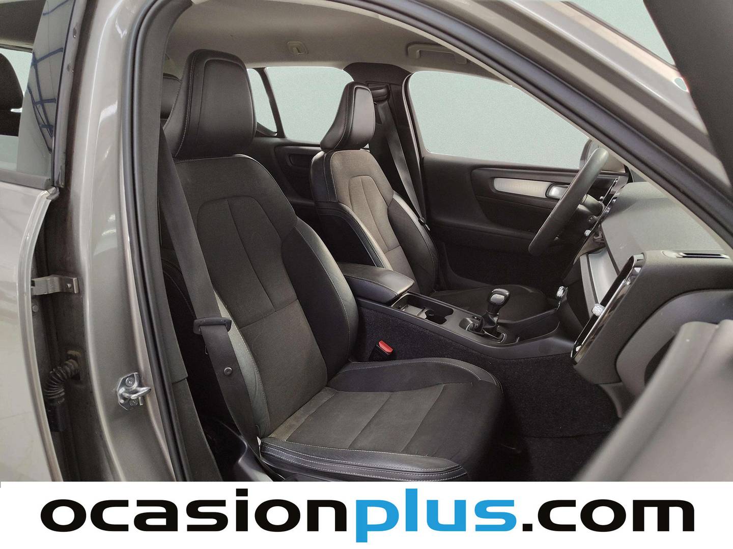 Volvo XC40 Volvo XC40 D3 Business Plus (150 CV) manual