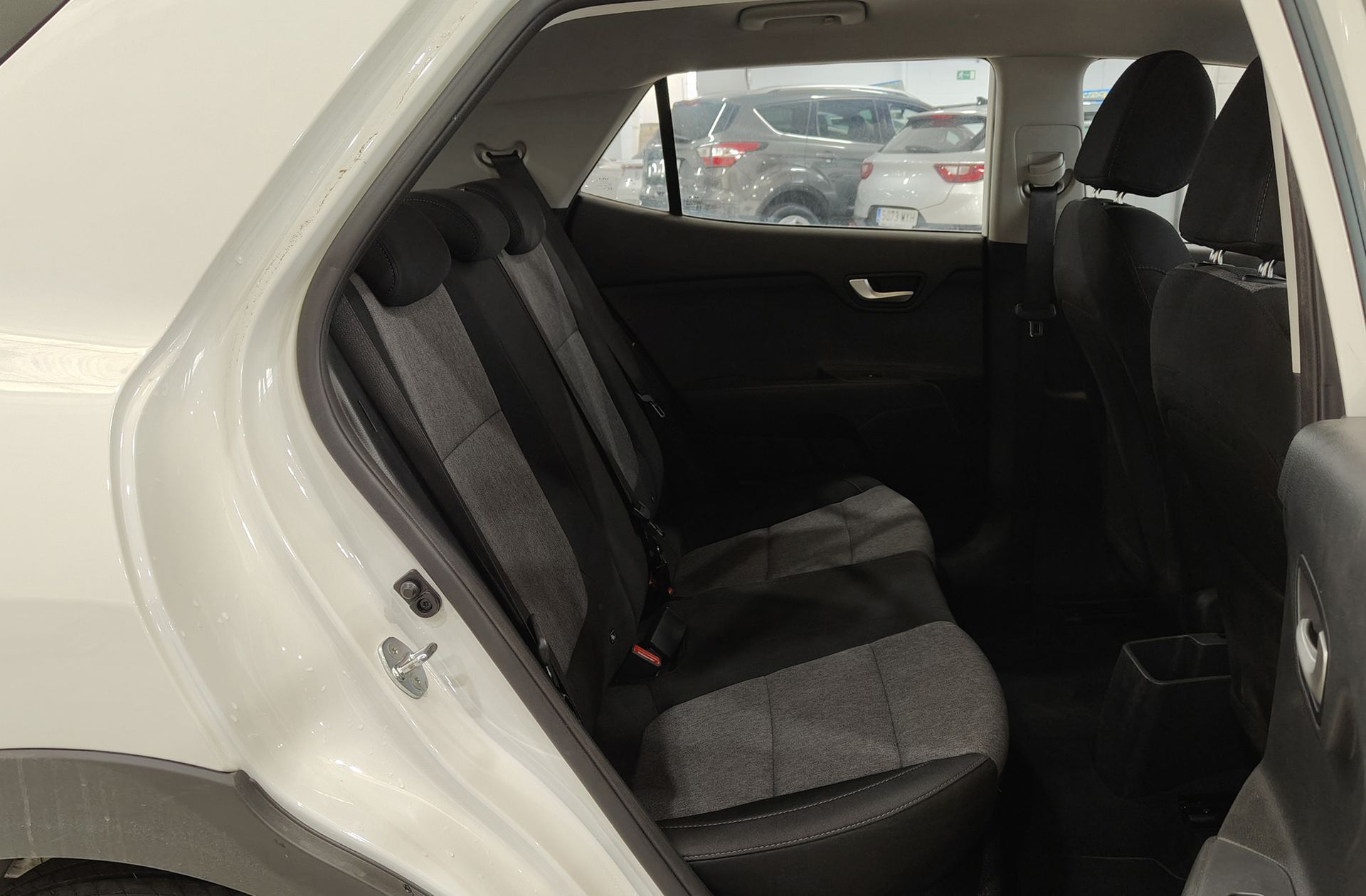 Kia Stonic 1.0 T-GDi MHEV Concept - foto 16