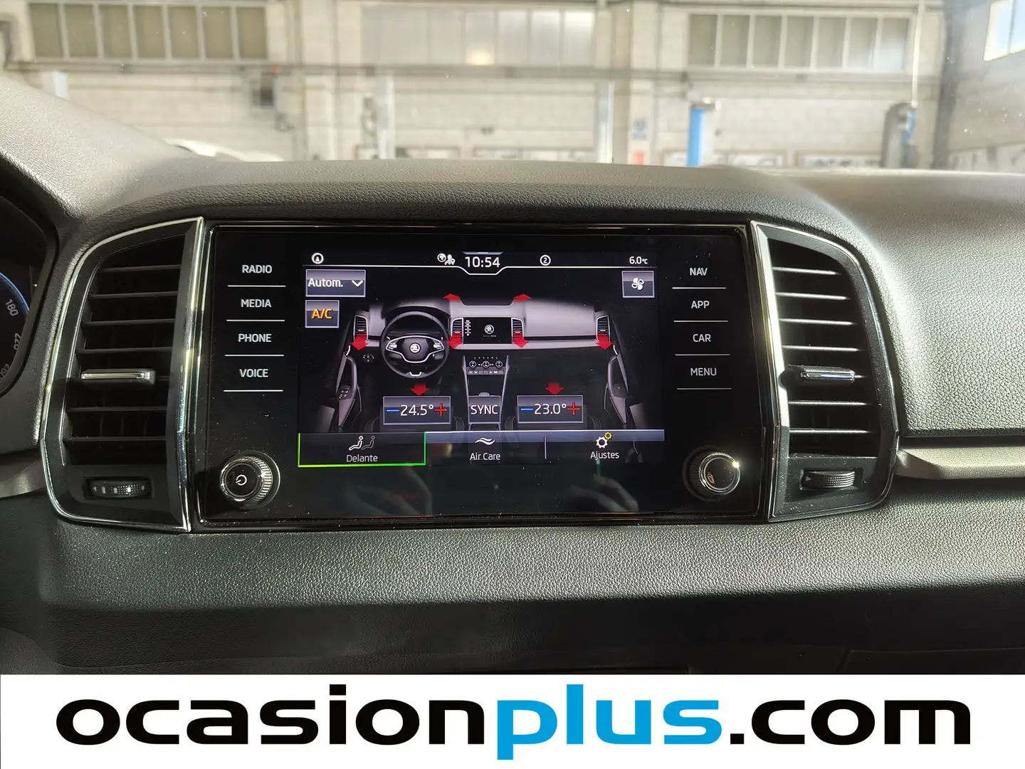 Foto Skoda Karoq Skoda Karoq 2.0 TDI Ambition 4X4 DSG (150 CV)