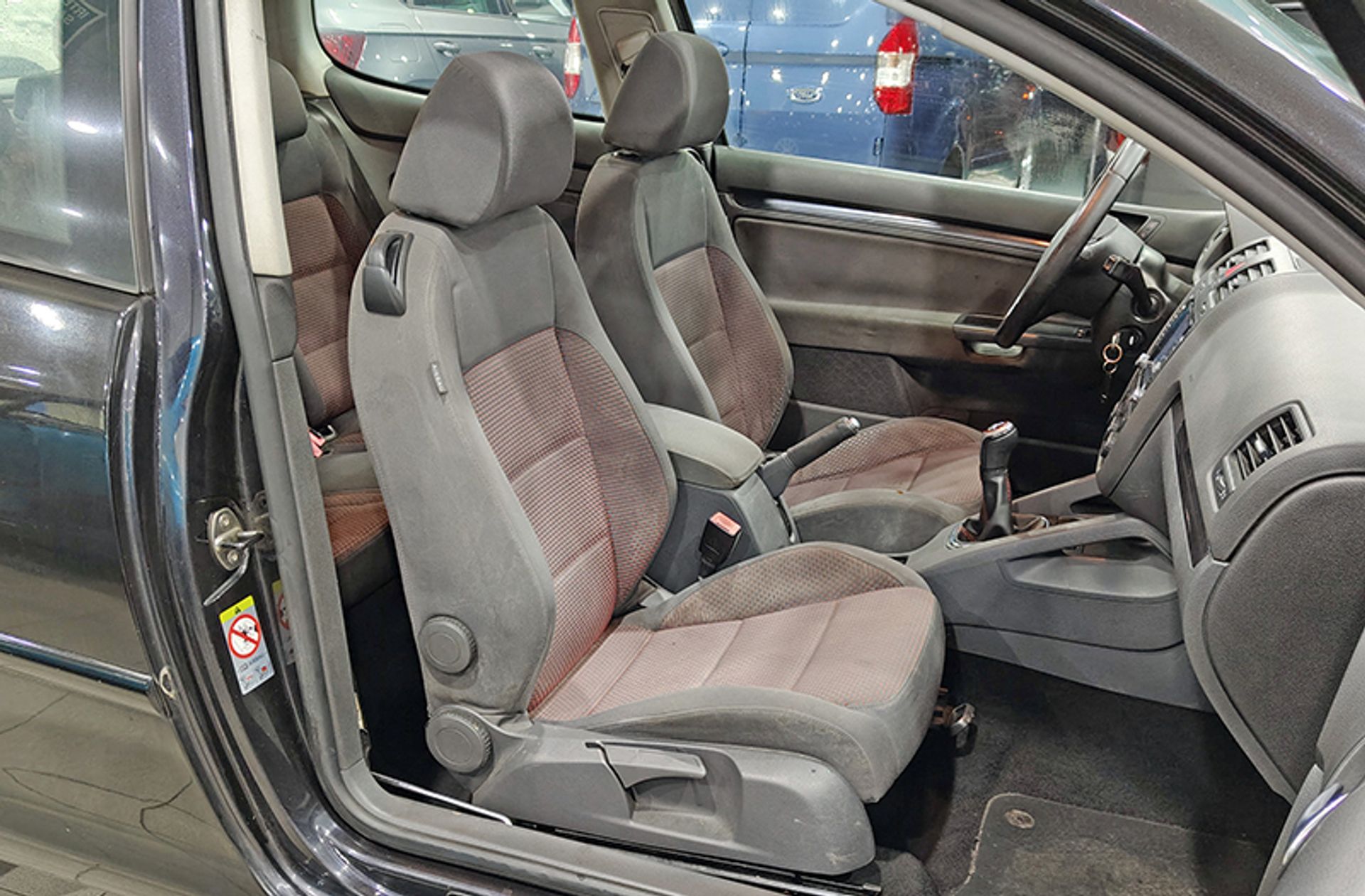 Volkswagen Golf GT 2.0 TDI - foto 14