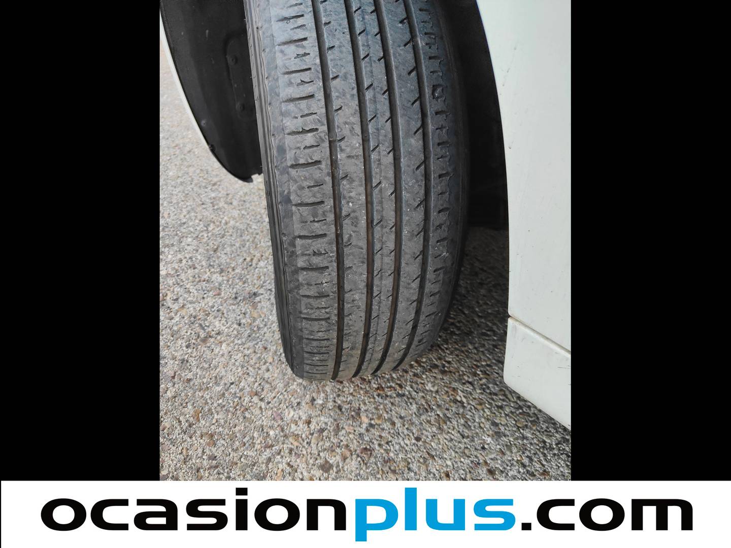 Foto Fiat 500L Fiat 500L 1.6 16v MultiJet II S&S Living (105 CV) 7 Plazas