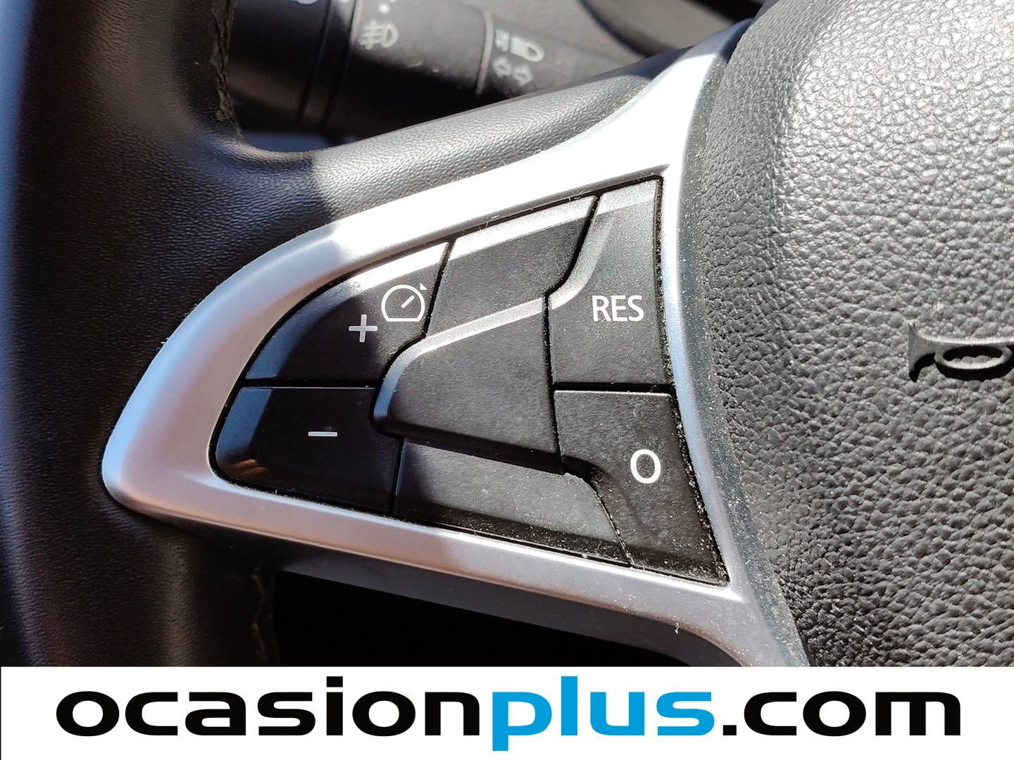 Equipamiento del Dacia Duster Dacia Duster Essential TCE (90 CV)