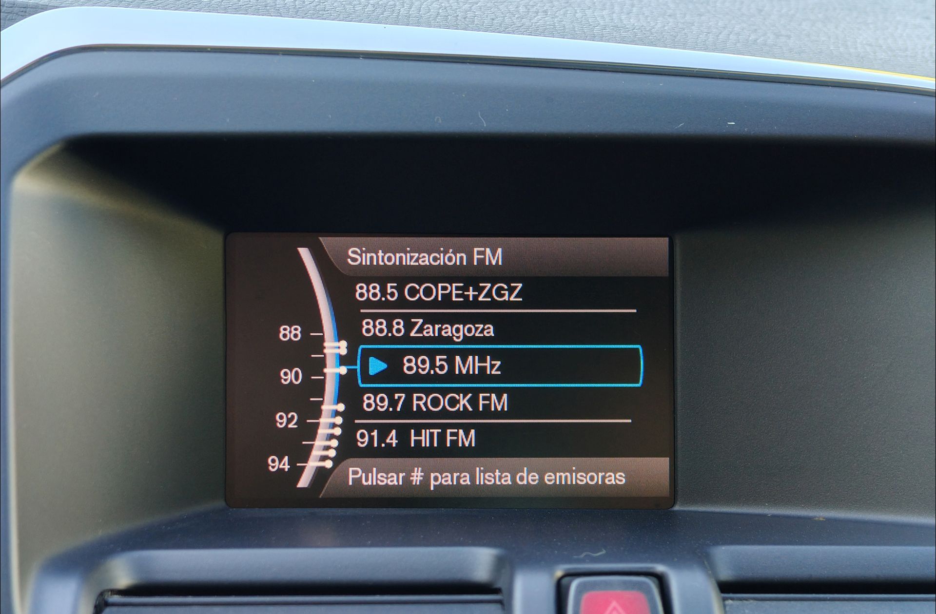 Volvo XC60 D3 Momentum - foto 30