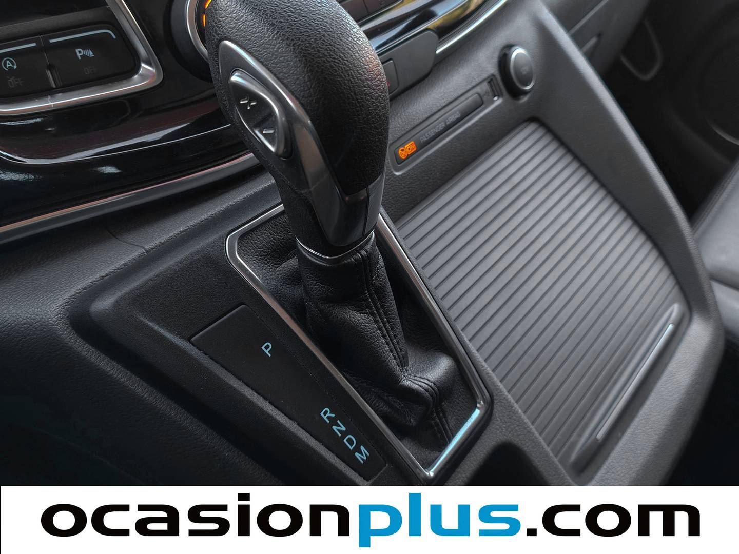 Ford Tourneo Custom Ford Tourneo Custom 2.0 TDCI L1 Titanium Auto (170 CV) 8 Plazas de segunda mano