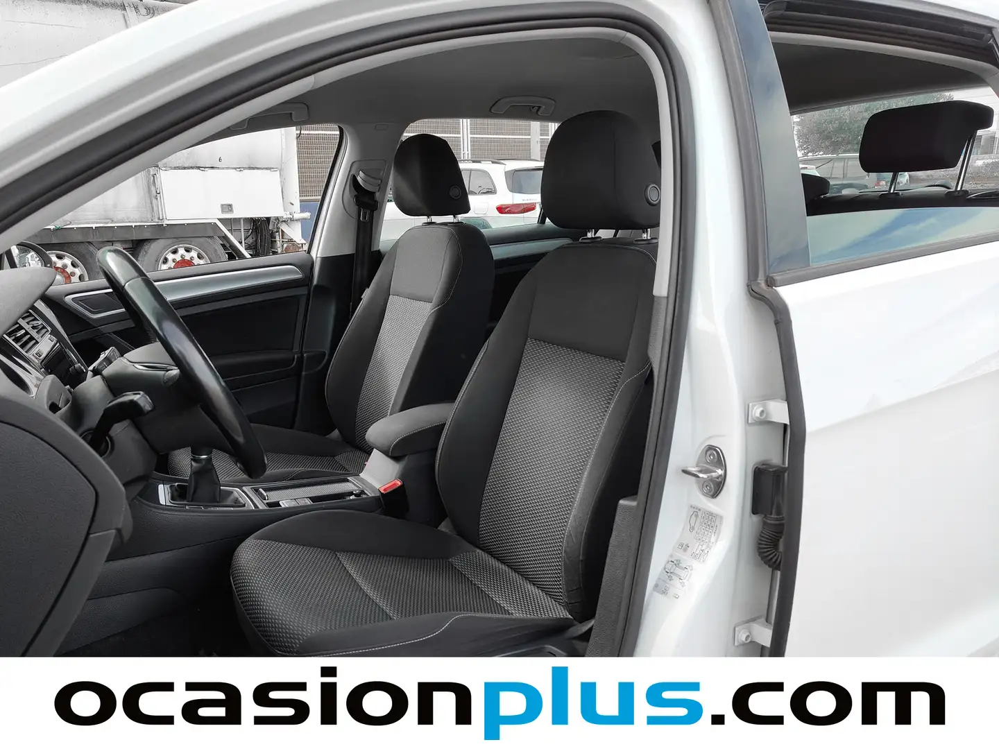 Foto Volkswagen Golf Volkswagen Golf Business 1.0 TSI (110 CV)