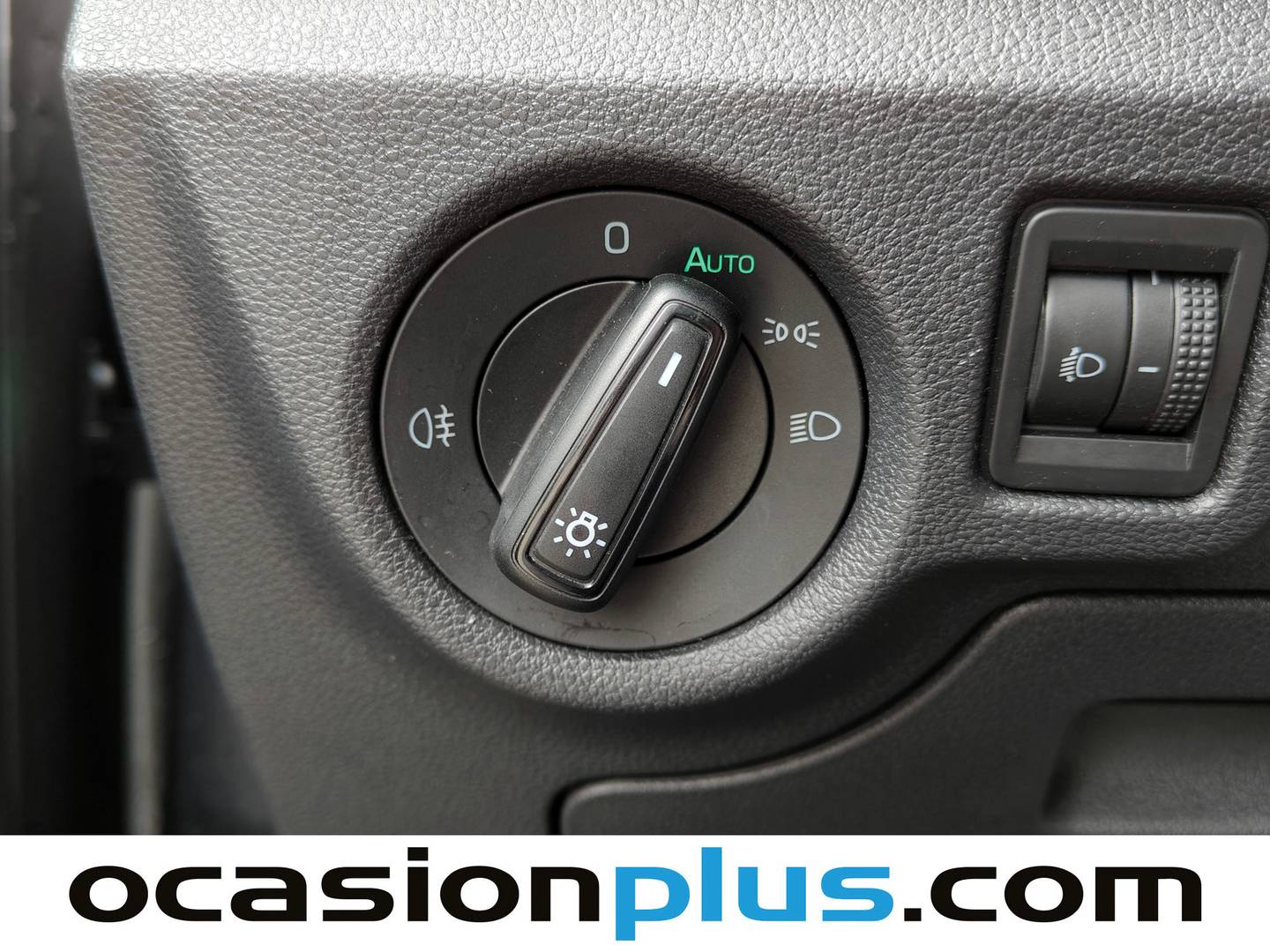 Skoda Kamiq Skoda Kamiq 1.5 TSI Ambition  (150 CV) seminuevo