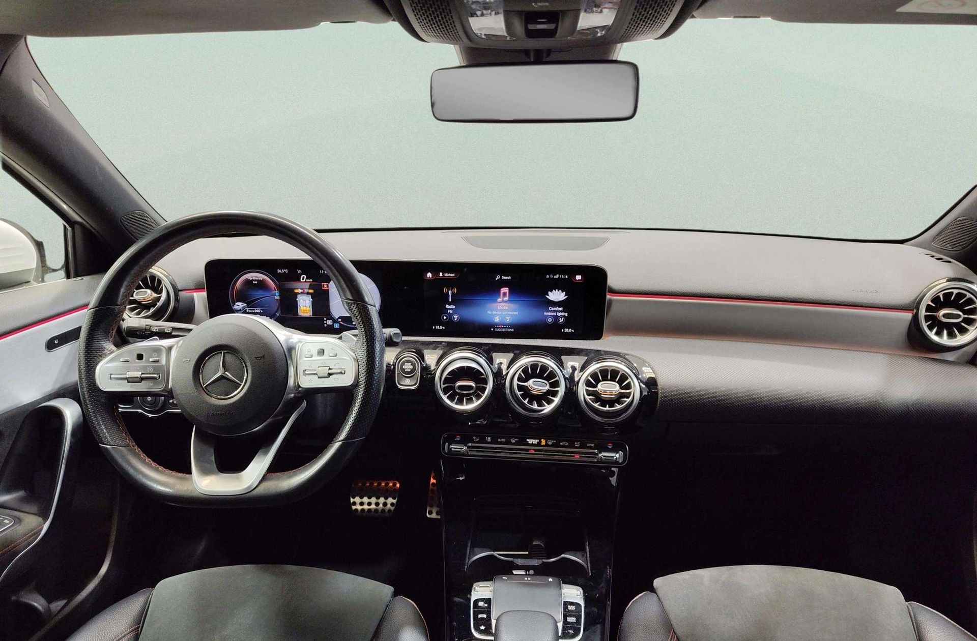Mercedes-Benz Clase A 180 d Paquete AMG - foto 10
