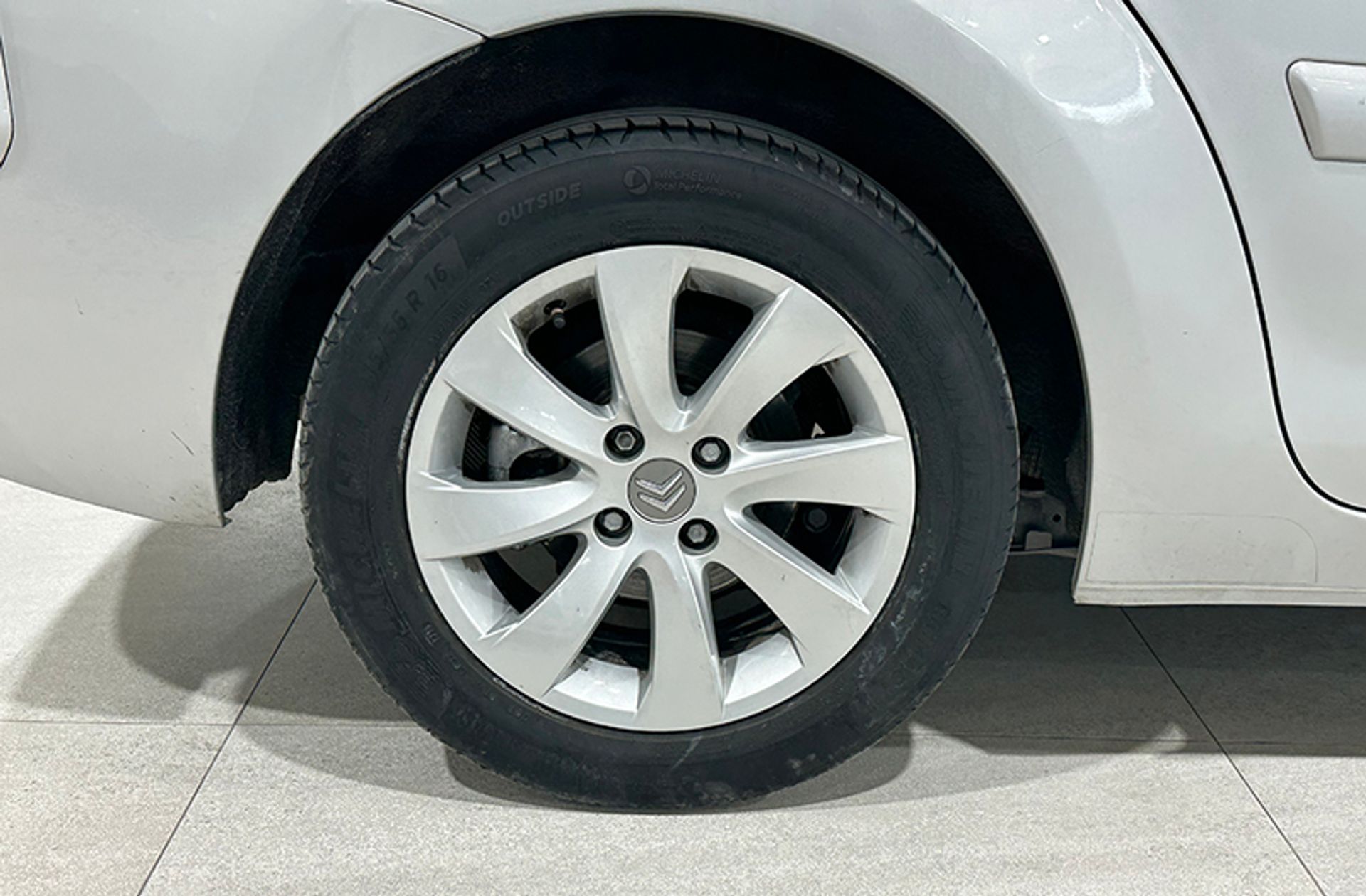 Citroën C4 Picasso 2.0 HDi Exclusive 7 plazas - foto 23