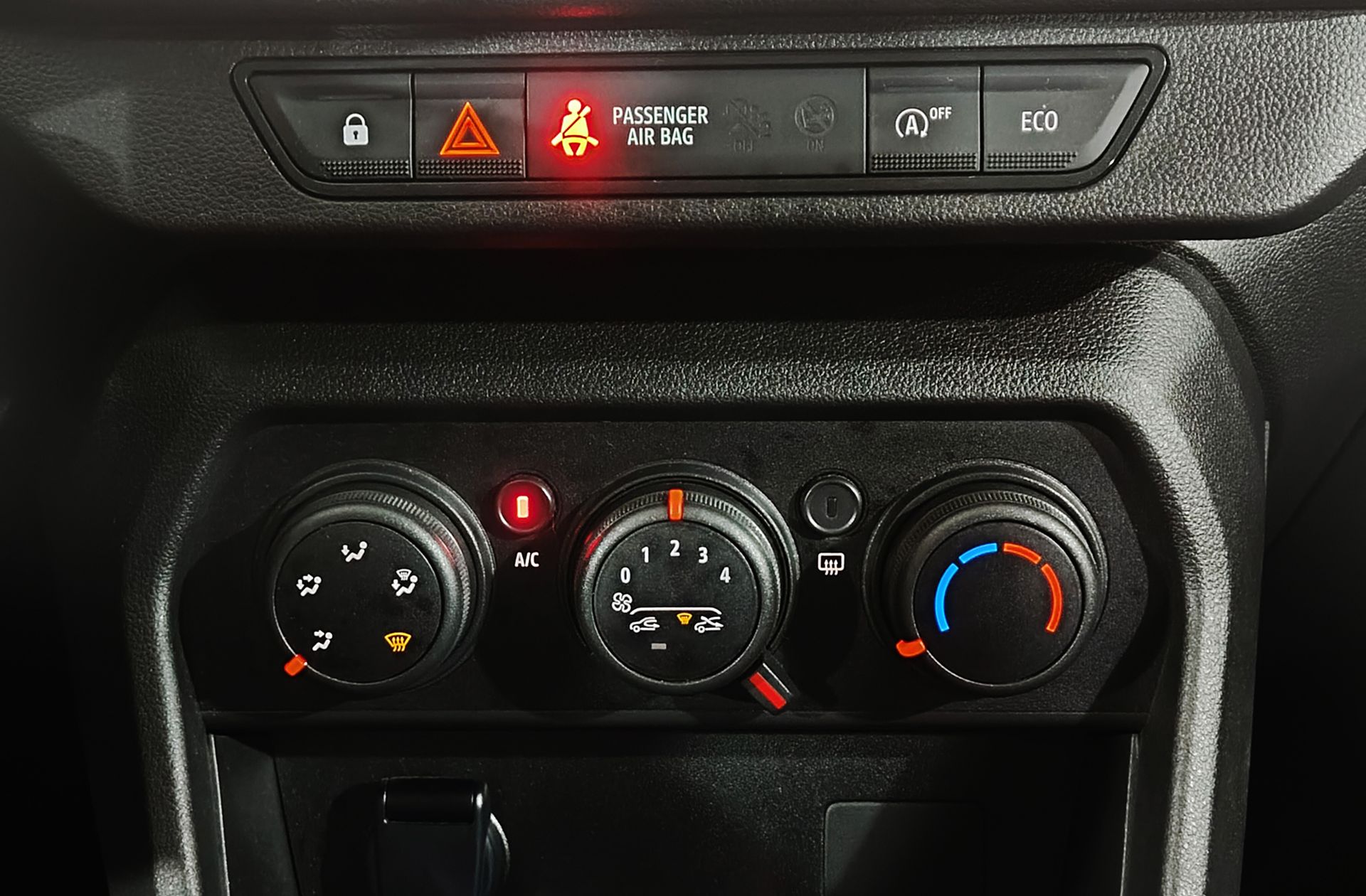 Dacia Sandero Stepway Expression TCe - foto 26