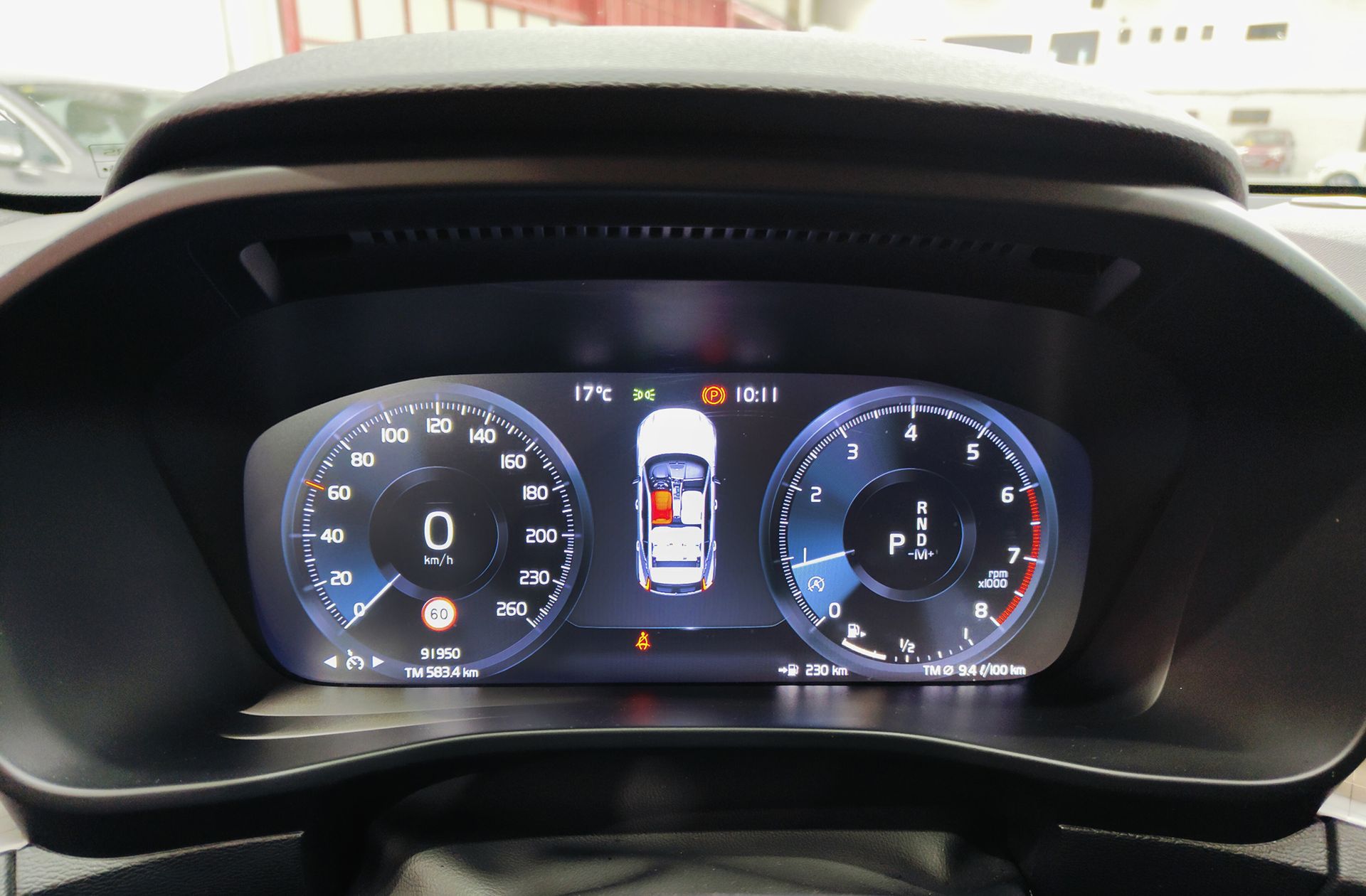 Volvo XC40 T4 Business Plus - foto 24