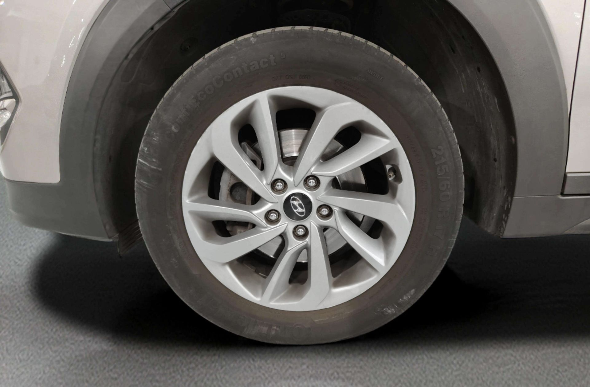 Hyundai Tucson 1.7 CRDi BlueDrive 25 Aniversario 4x2 - foto 32