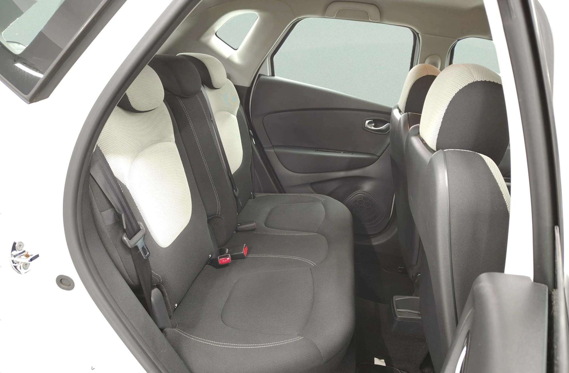 Renault Captur Intens Energy eco2 dCi - foto 15