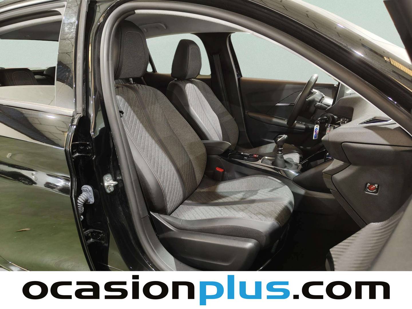 Foto Peugeot 208 Peugeot 208 PureTech 100 Allure (100 CV)