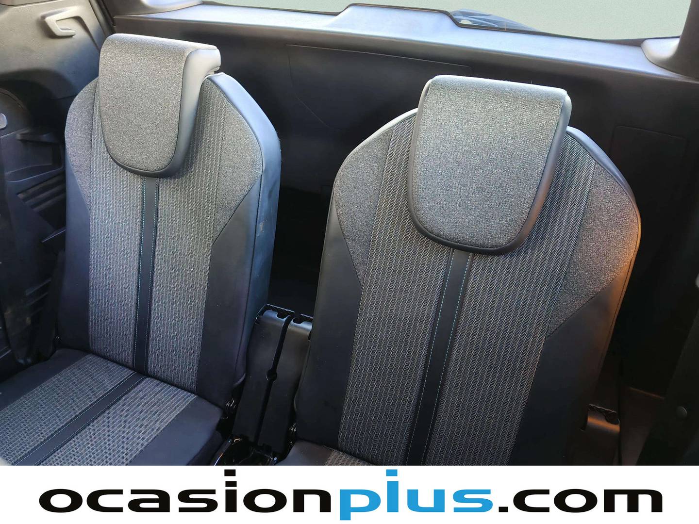 Foto asientos delanteros Peugeot 5008 Peugeot 5008 BlueHDI 130 S&S Allure Pack EAT8 (130 CV) 7 Plazas