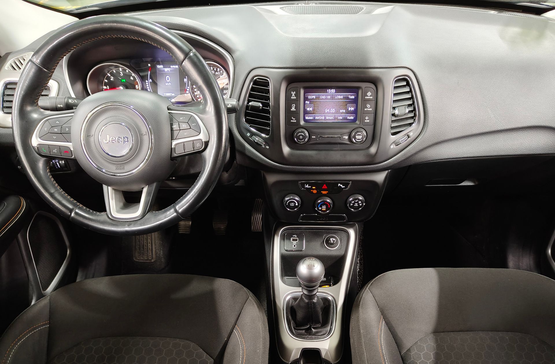 Jeep Compass 1.6 MultiJet Longitude 4x2 - foto 6