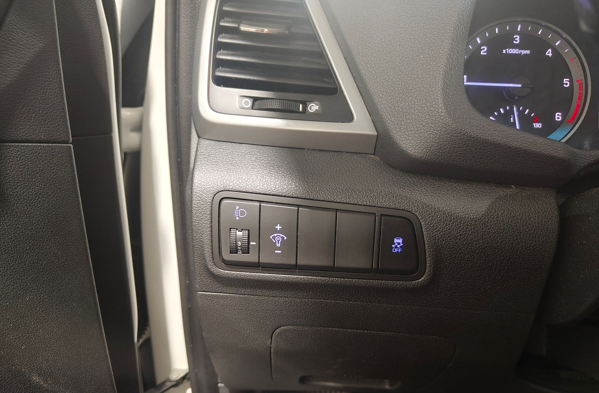 Hyundai Tucson 1.7 CRDi BD 25 Aniversario Sky 4x2 - foto 13