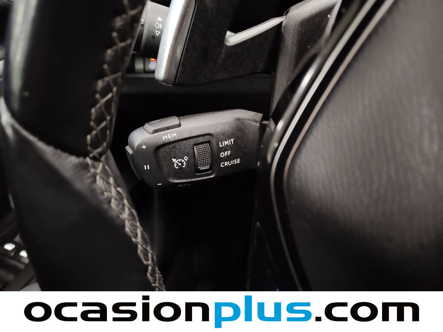 Foto Peugeot 3008 Hybrid Peugeot 3008 Hybrid 300 Allure Pack e-EAT8 (300 CV)