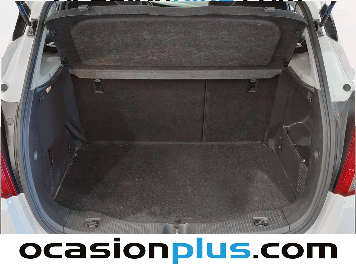 Foto Opel Mokka X Opel Mokka X 1.6 CDTI S&S Selective 4X2 Auto (136 CV)