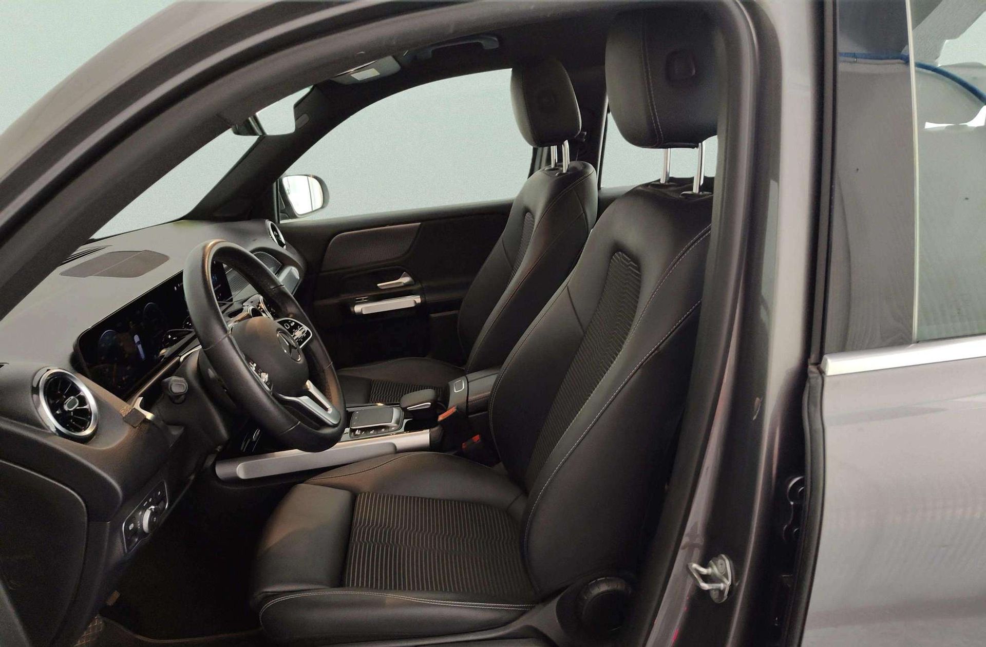 Mercedes-Benz GLB 220 D 4MATIC - foto 15