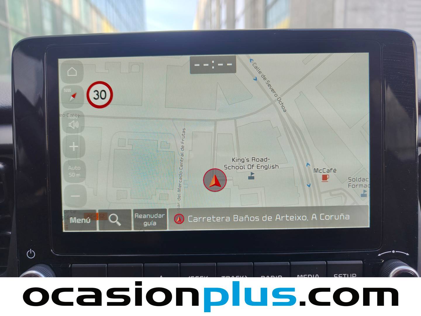 Extras y acabados del KIA Stonic KIA Stonic 1.0 T-GDi MHEV MT Concept (100 CV)