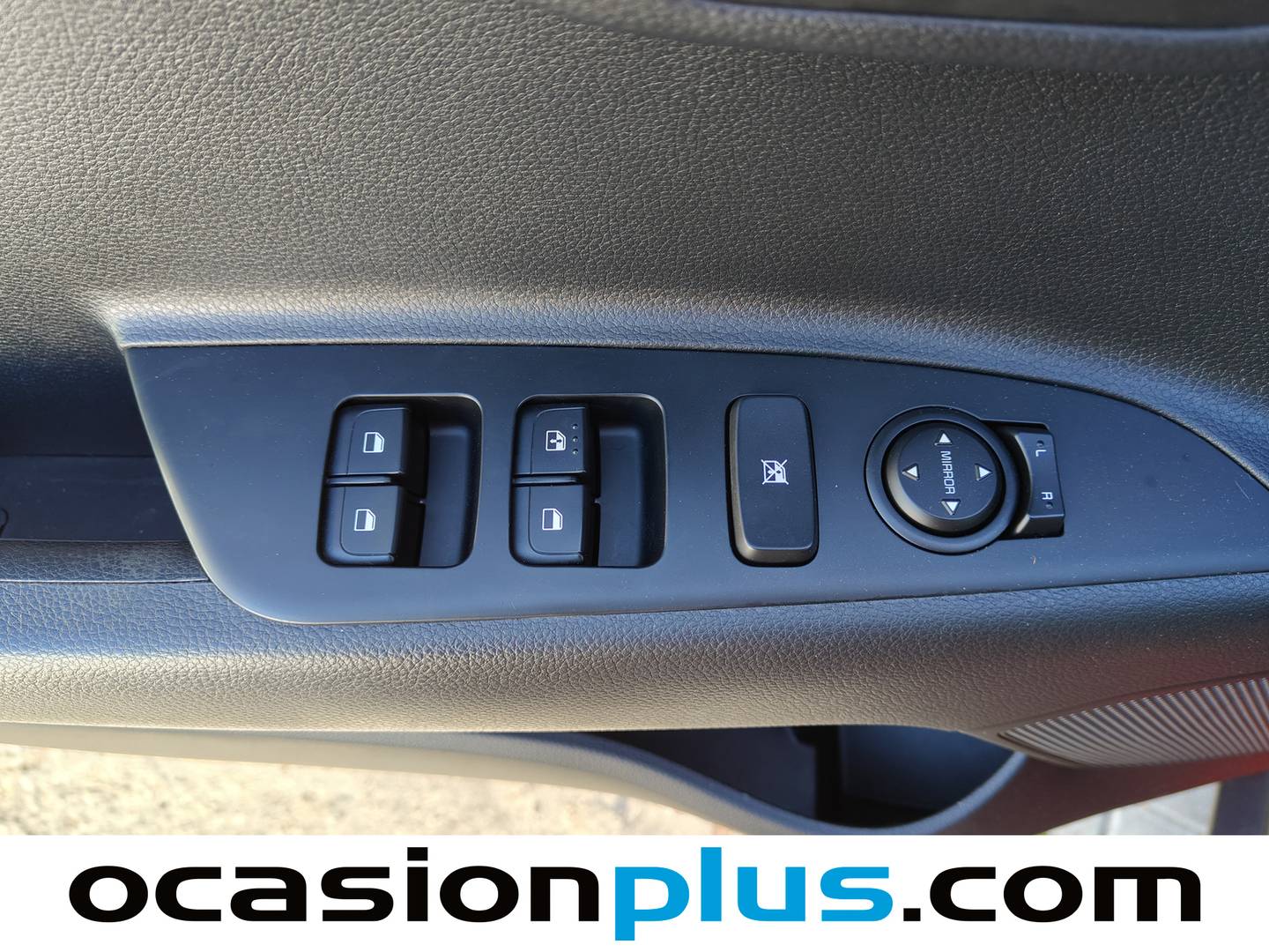 Foto KIA Stonic Kia Stonic 1.0 T-GDi MHEV Concept Plus (100 CV)