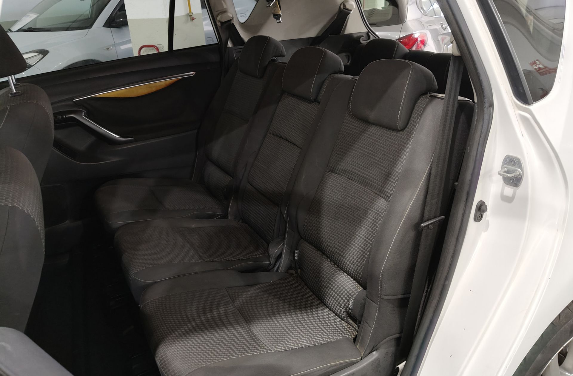 Toyota Verso 115D Advance 7 plazas - foto 12