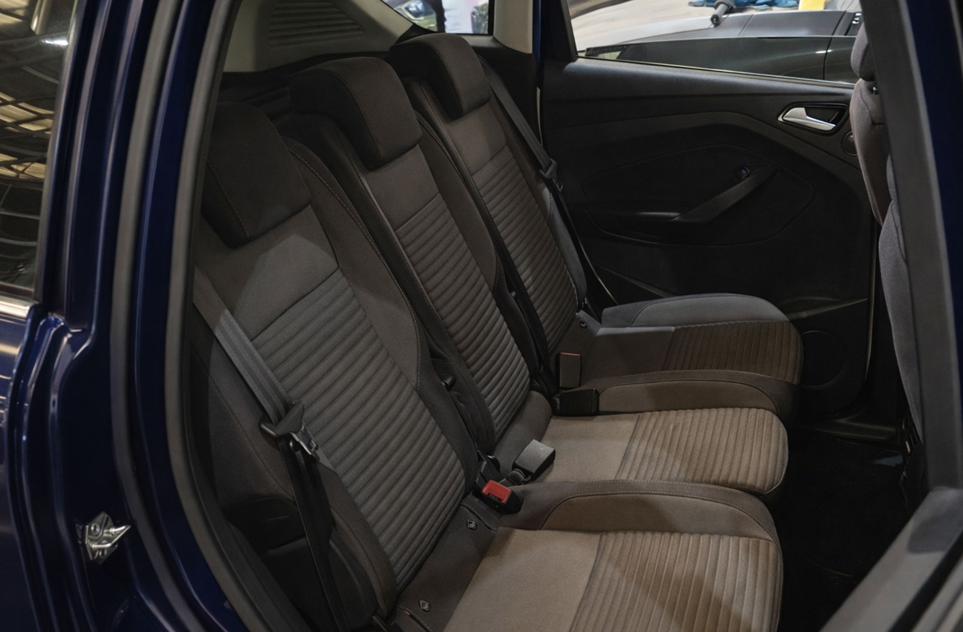 Ford C-Max 1.0 EcoBoost Titanium - foto 13