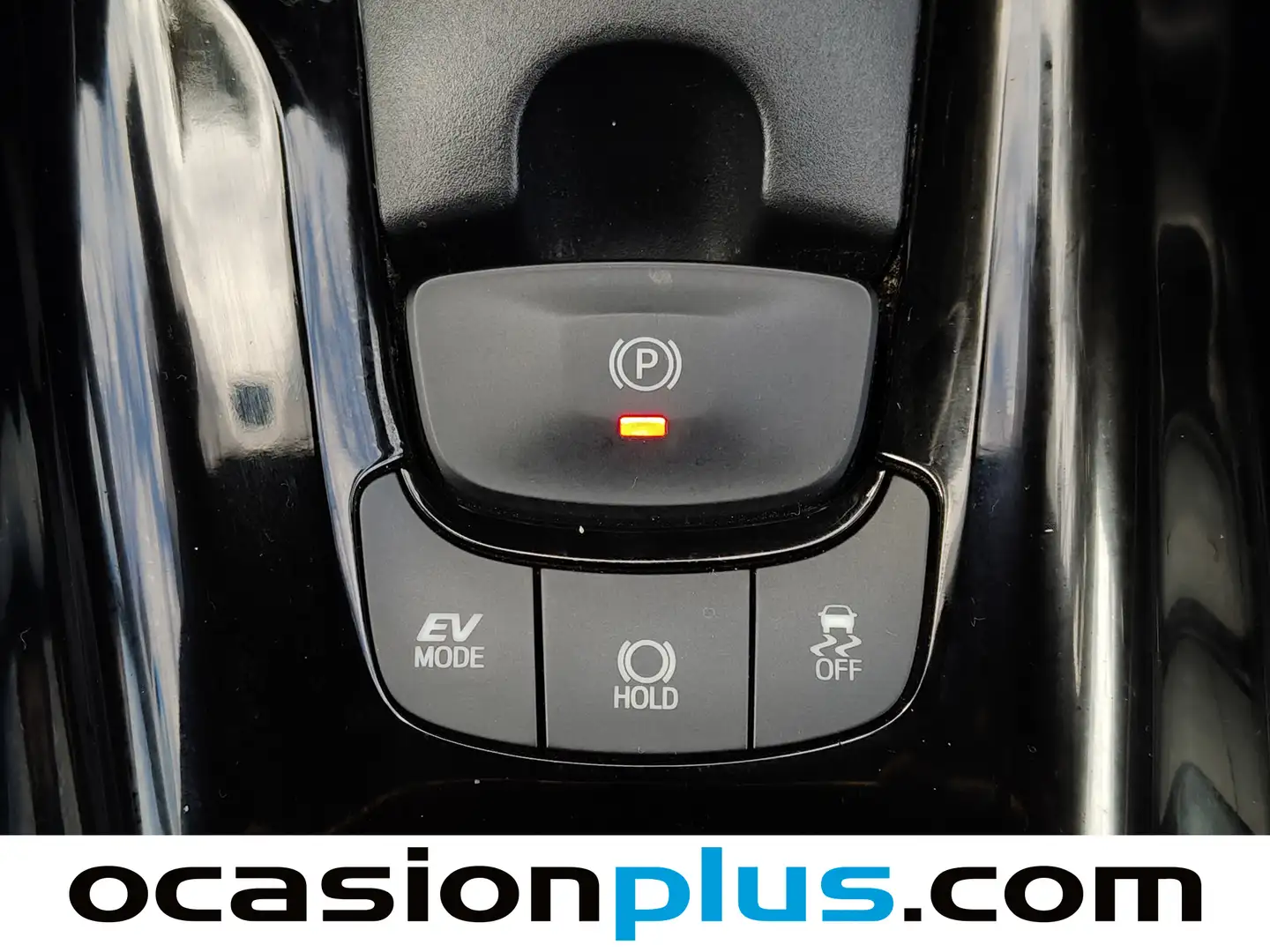 Foto Toyota C-HR Toyota C-HR 180H Advance Luxury (184 CV)