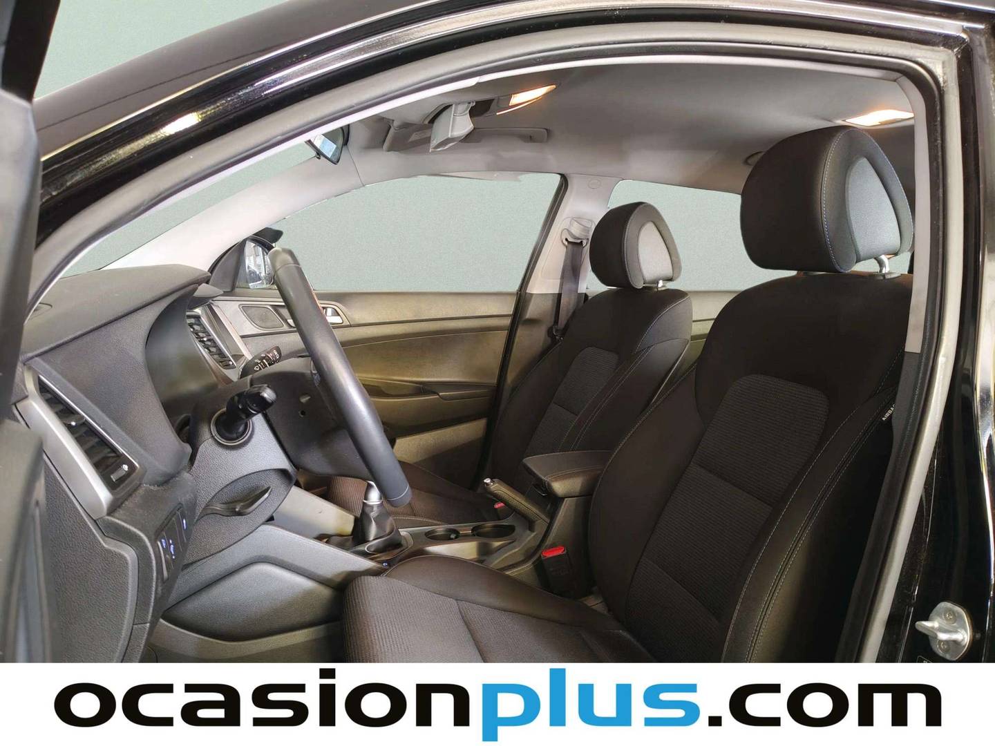 Foto asientos delanteros Hyundai Tucson Hyundai Tucson 1.6 GDI BlueDrive Link 4x2 (131 CV)