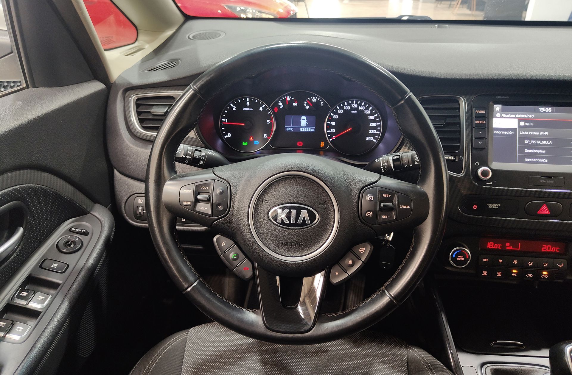 Kia Carens 1.7 CRDi VGT Drive Eco-Dynamics - foto 22