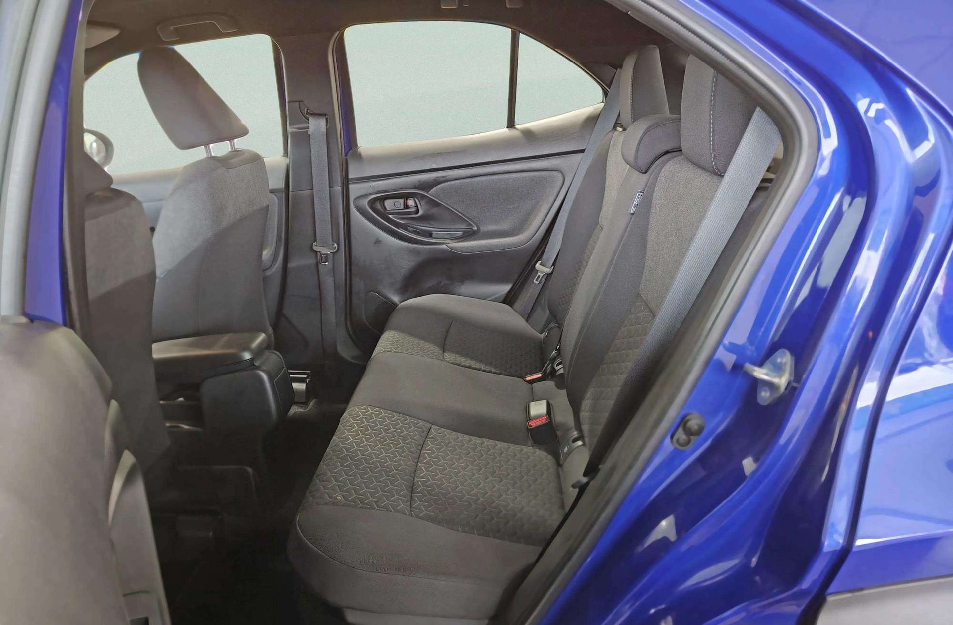Toyota Yaris Cross 120H Active Tech - foto 12