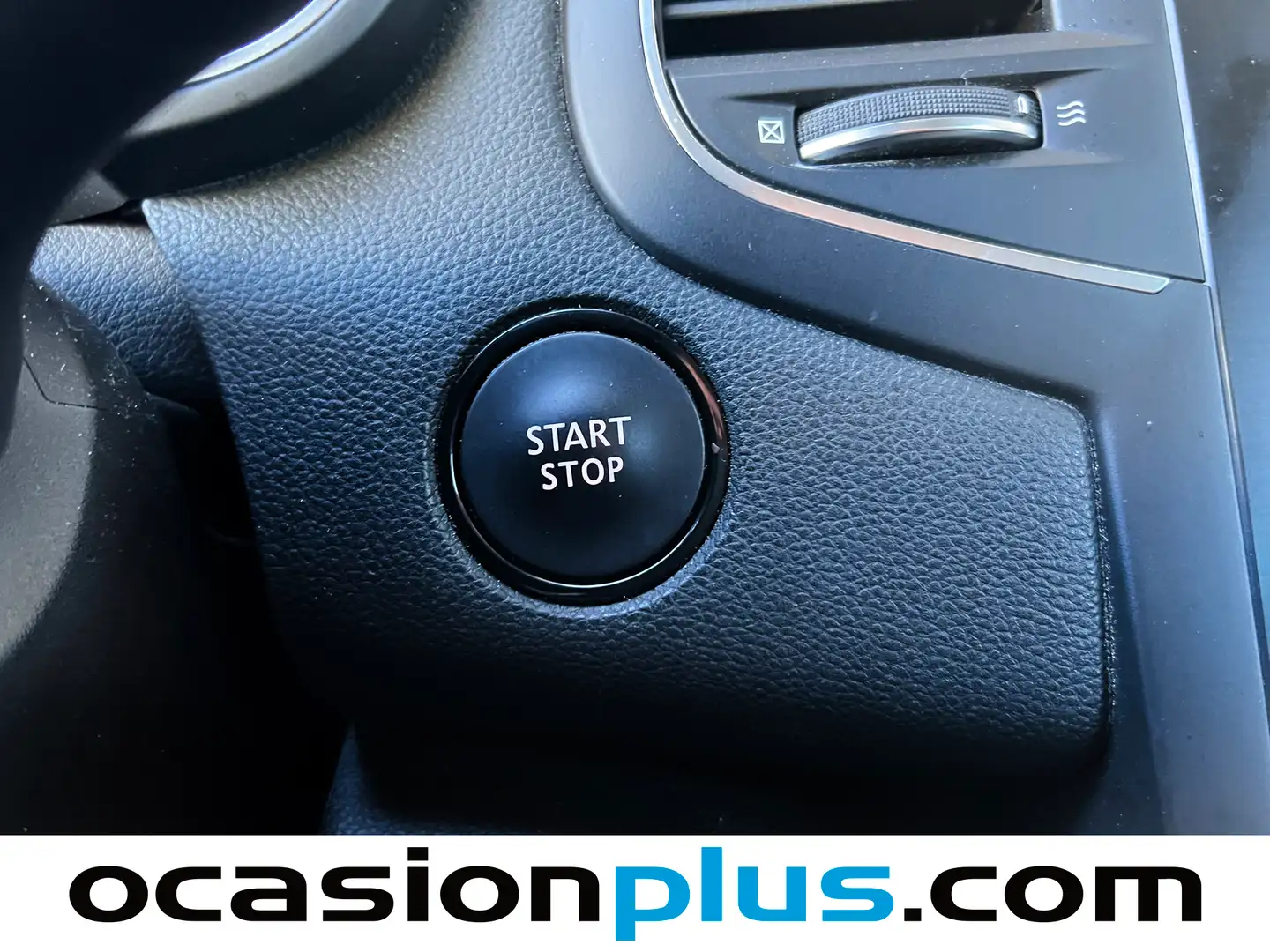 Foto Renault Mégane Renault Megane Sport Tourer Zen TCe (140 CV) GPF