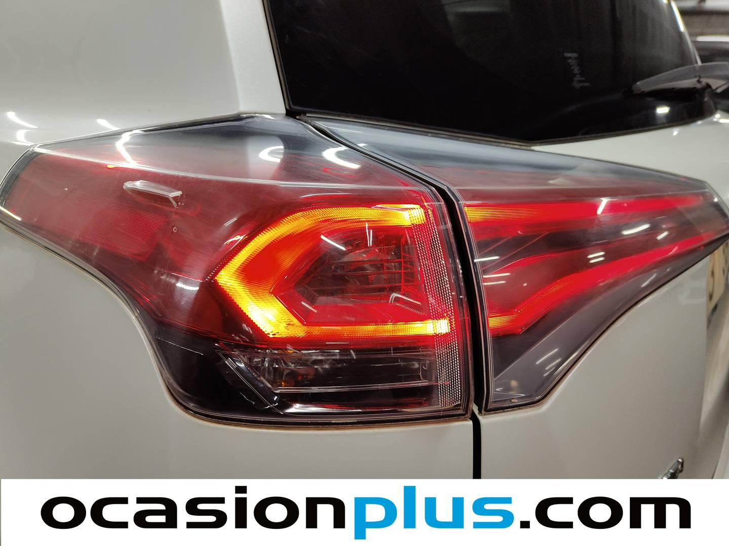 Extras del Toyota Rav4 Toyota Rav4 2.5l hybrid Advance Pack Drive 2WD (197 CV)