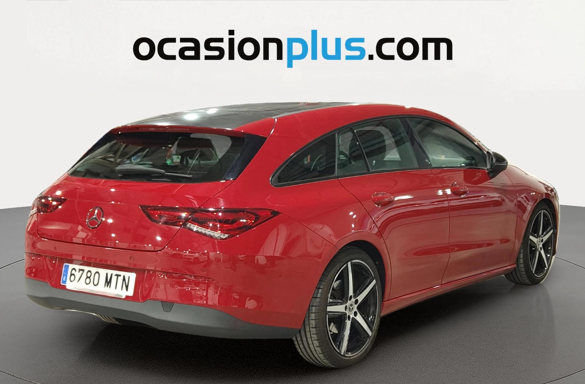 Mercedes-Benz CLA Shooting Brake 180 - foto 4