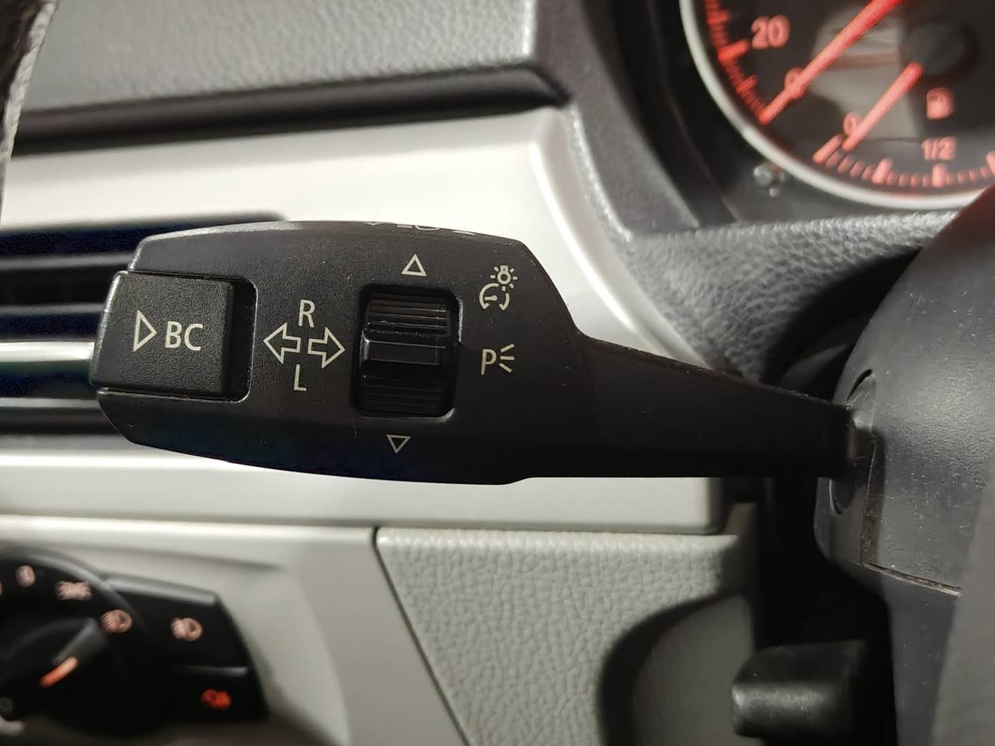 Foto BMW Serie 3 BMW Serie 3 320i Touring (170 CV)