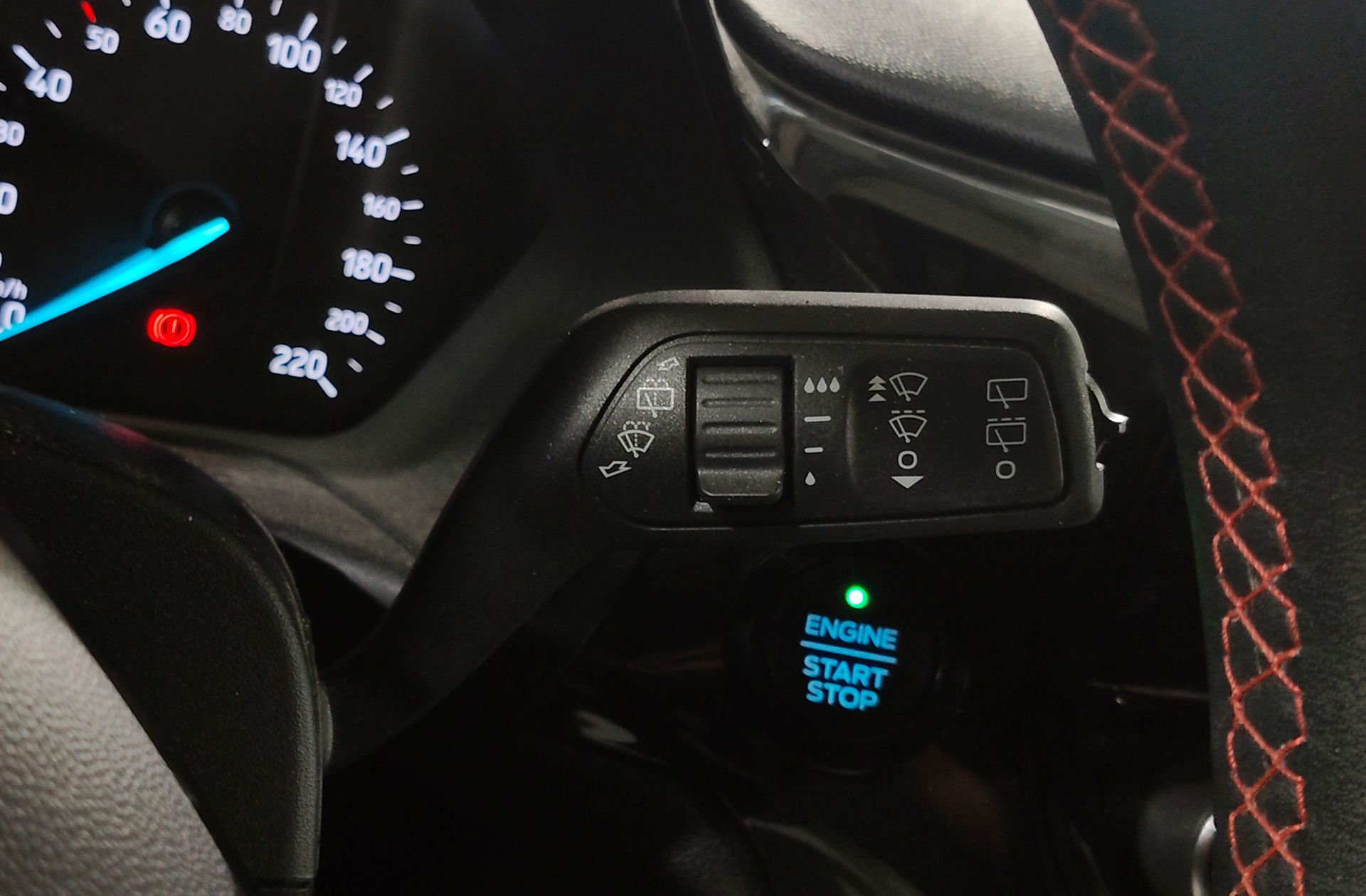 Ford Fiesta 1.0 EcoBoost MHEV ST-Line - foto 31