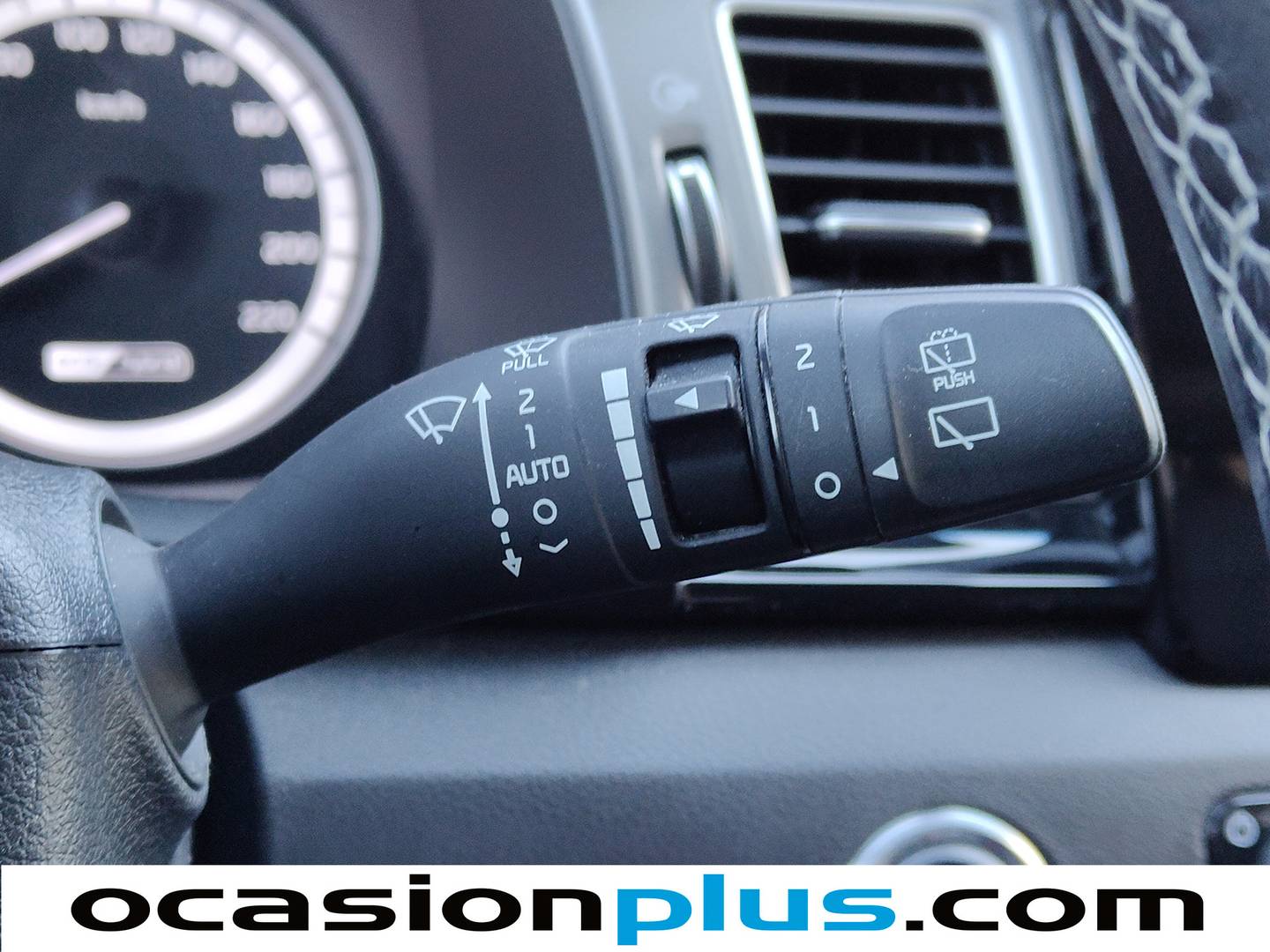 KIA Niro KIA Niro 1.6 GDi HEV Híbrido Emotion (141 CV) al mejor precio