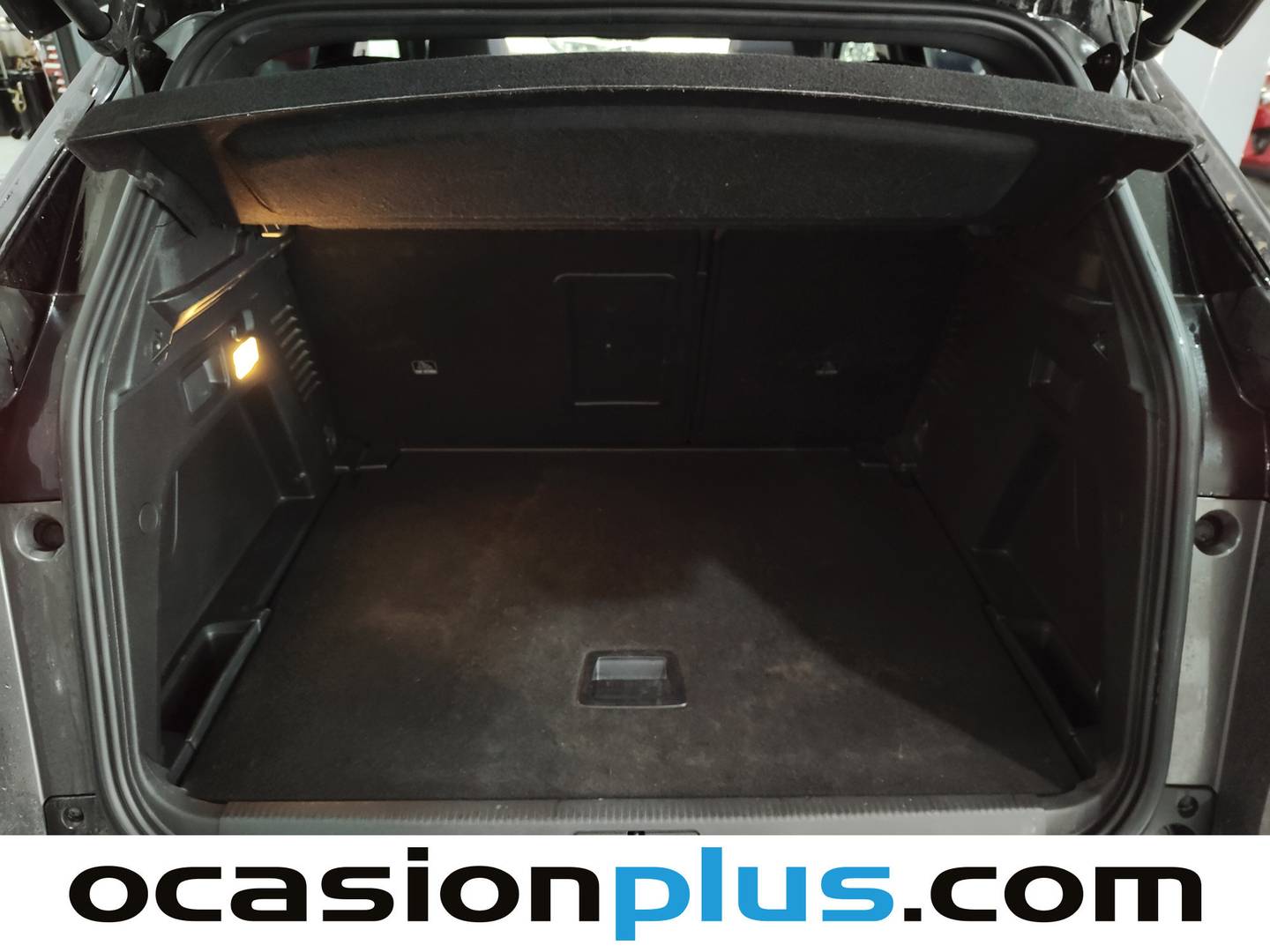 Fotos maletero Peugeot 3008 Peugeot 3008 BlueHDi 130 S&S GT EAT8 (130 CV)